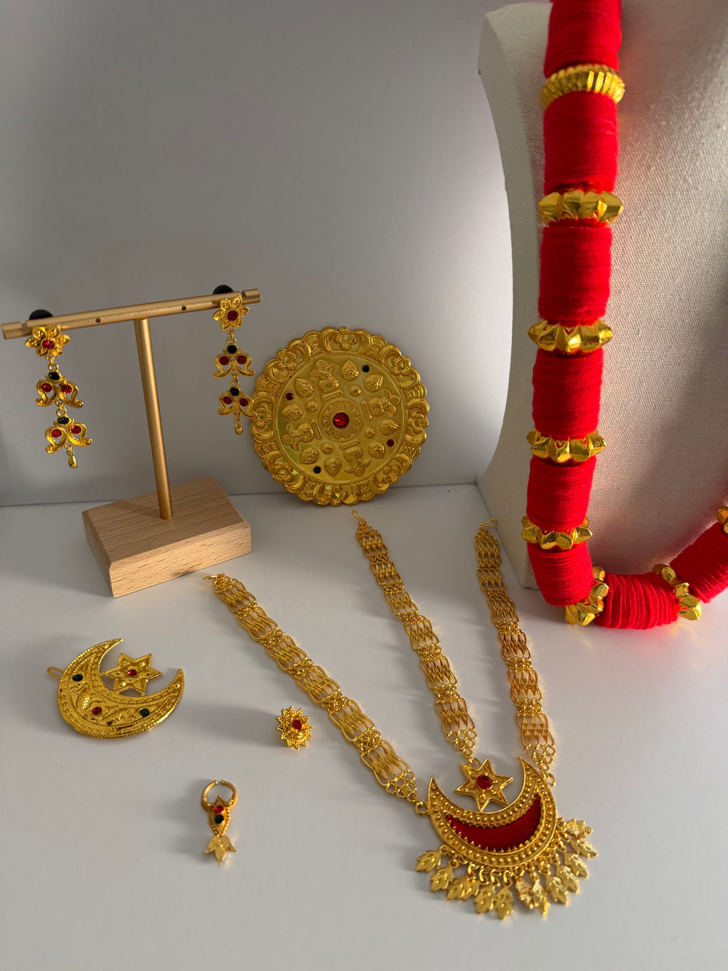 Traditional Jewelry Set