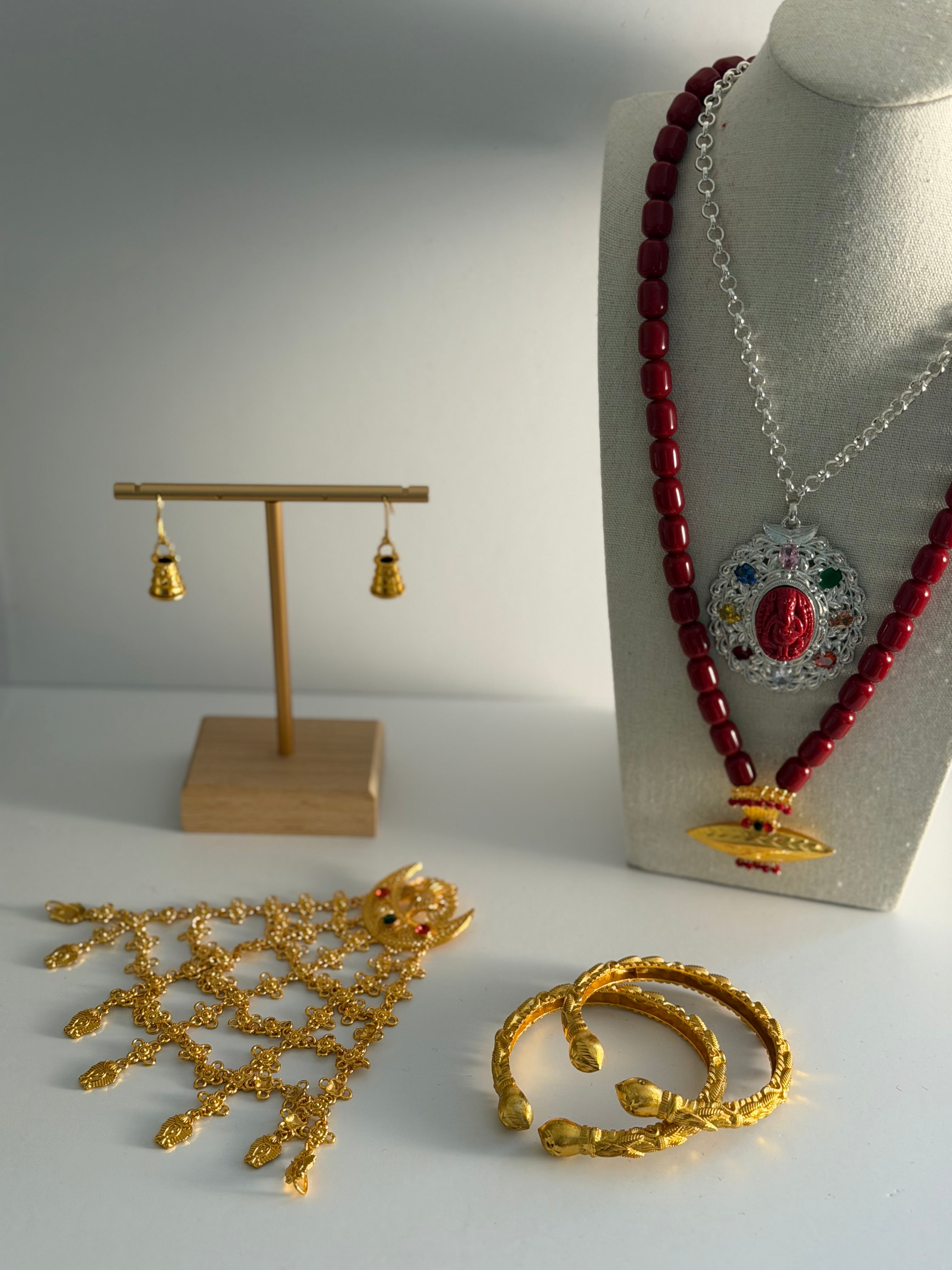 Traditional Jewelry Set