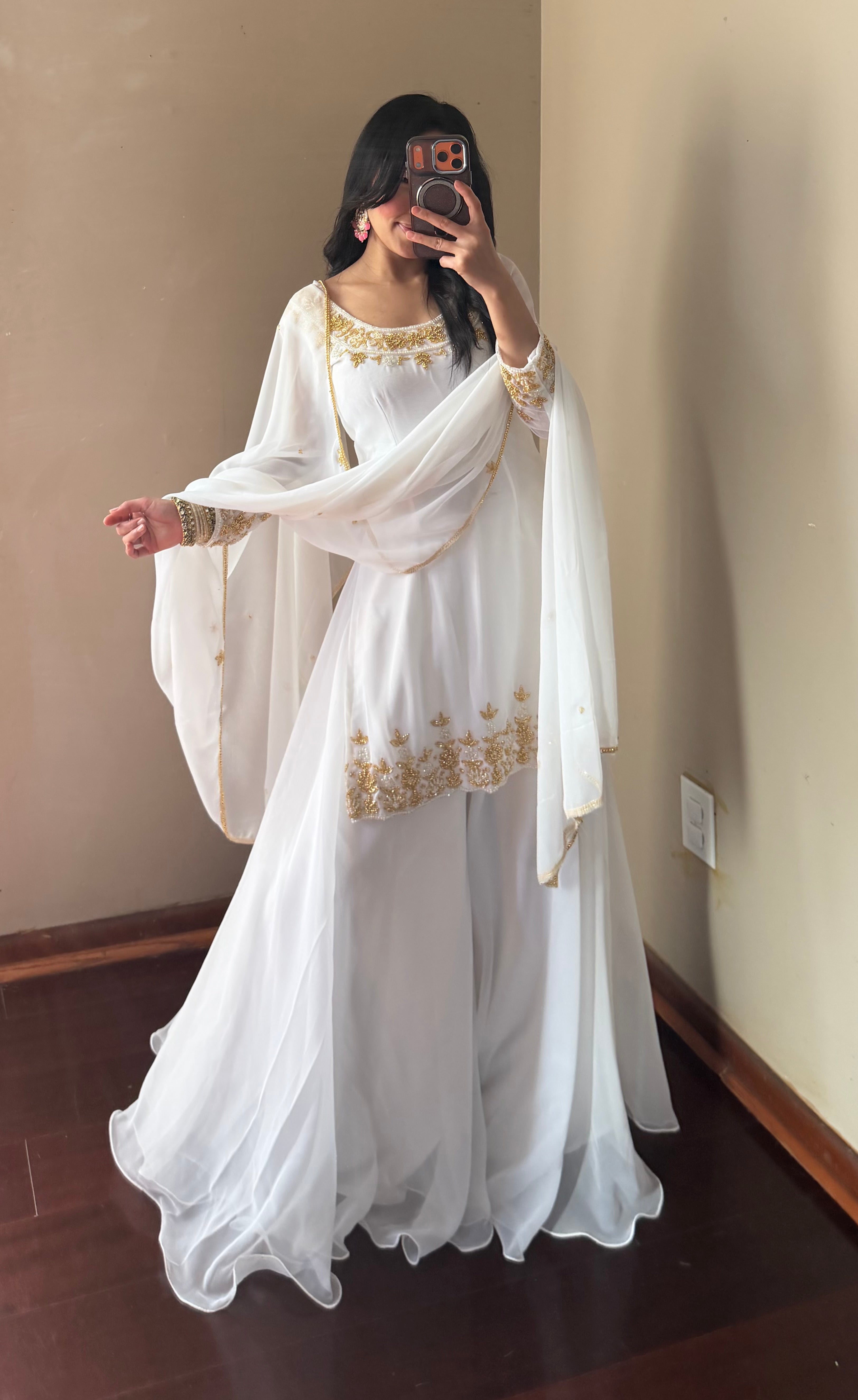 Heavy Handwork Sarara Suit