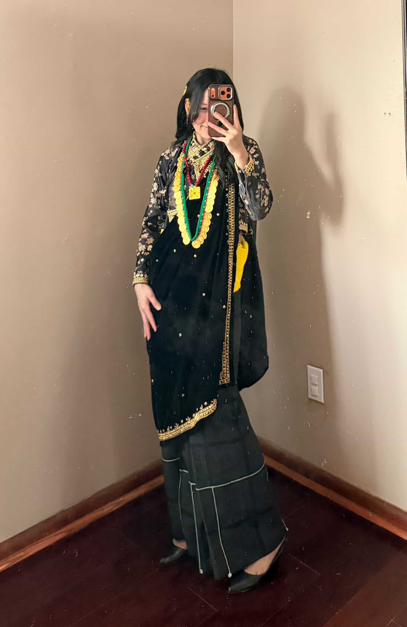 Traditional Gunau Choli Set