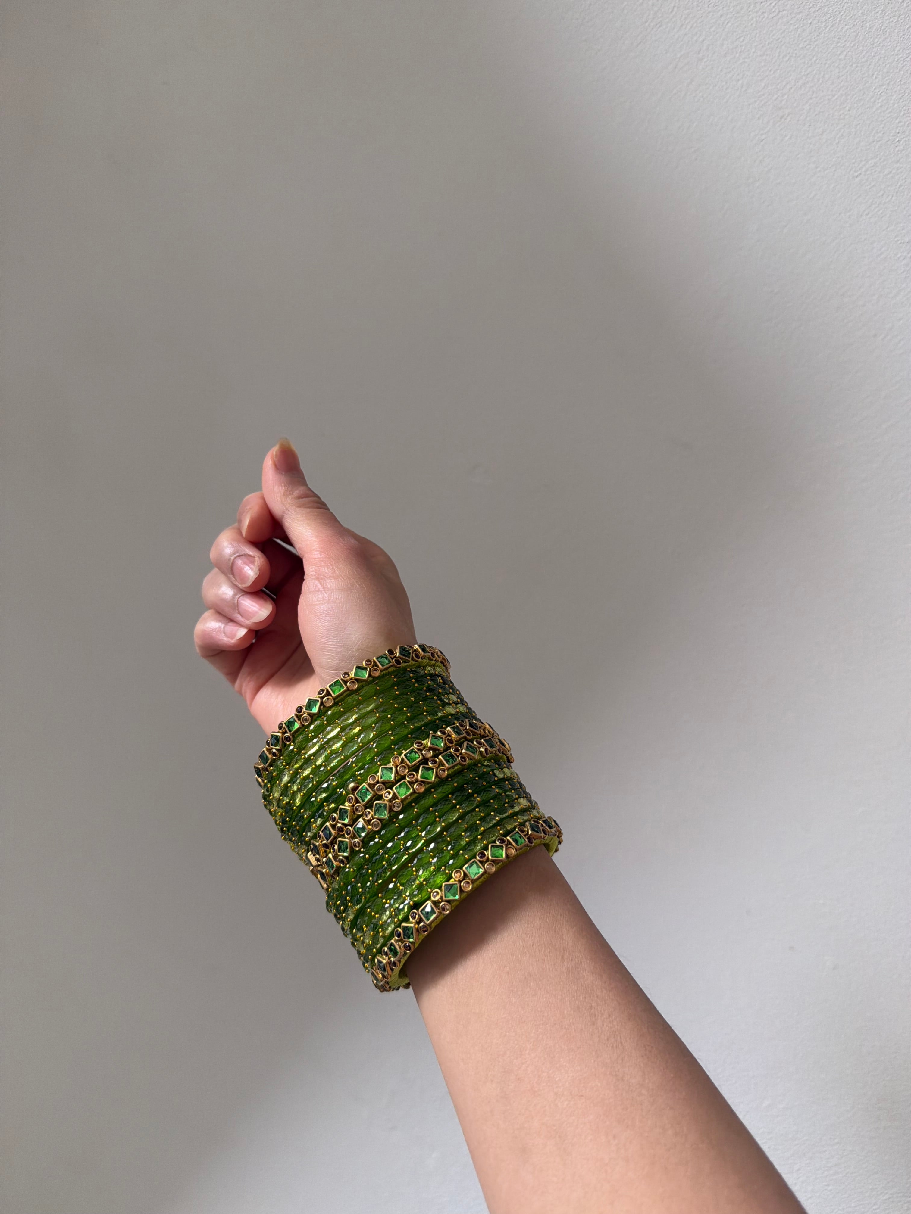 90s Raindrop Bangles Set