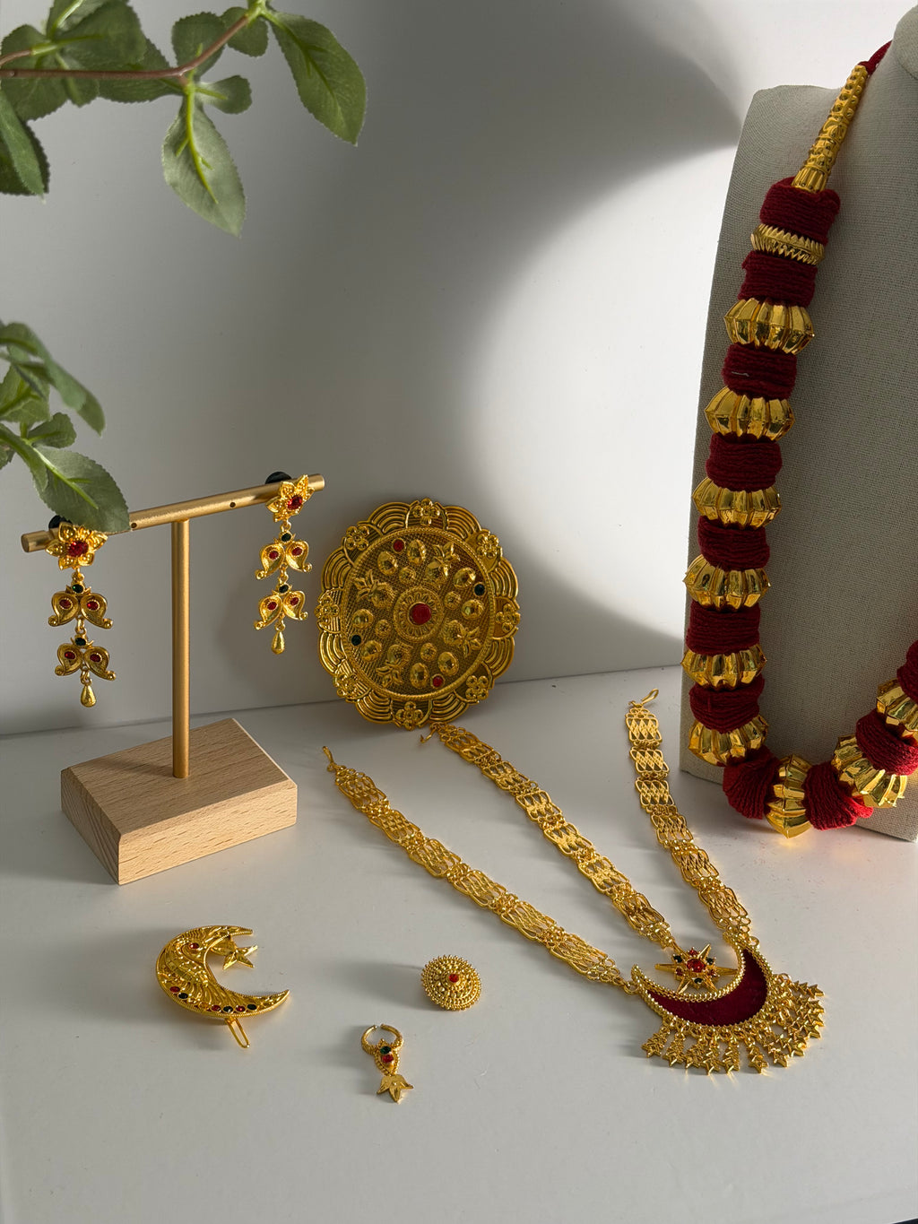 Traditional Jewelry Set