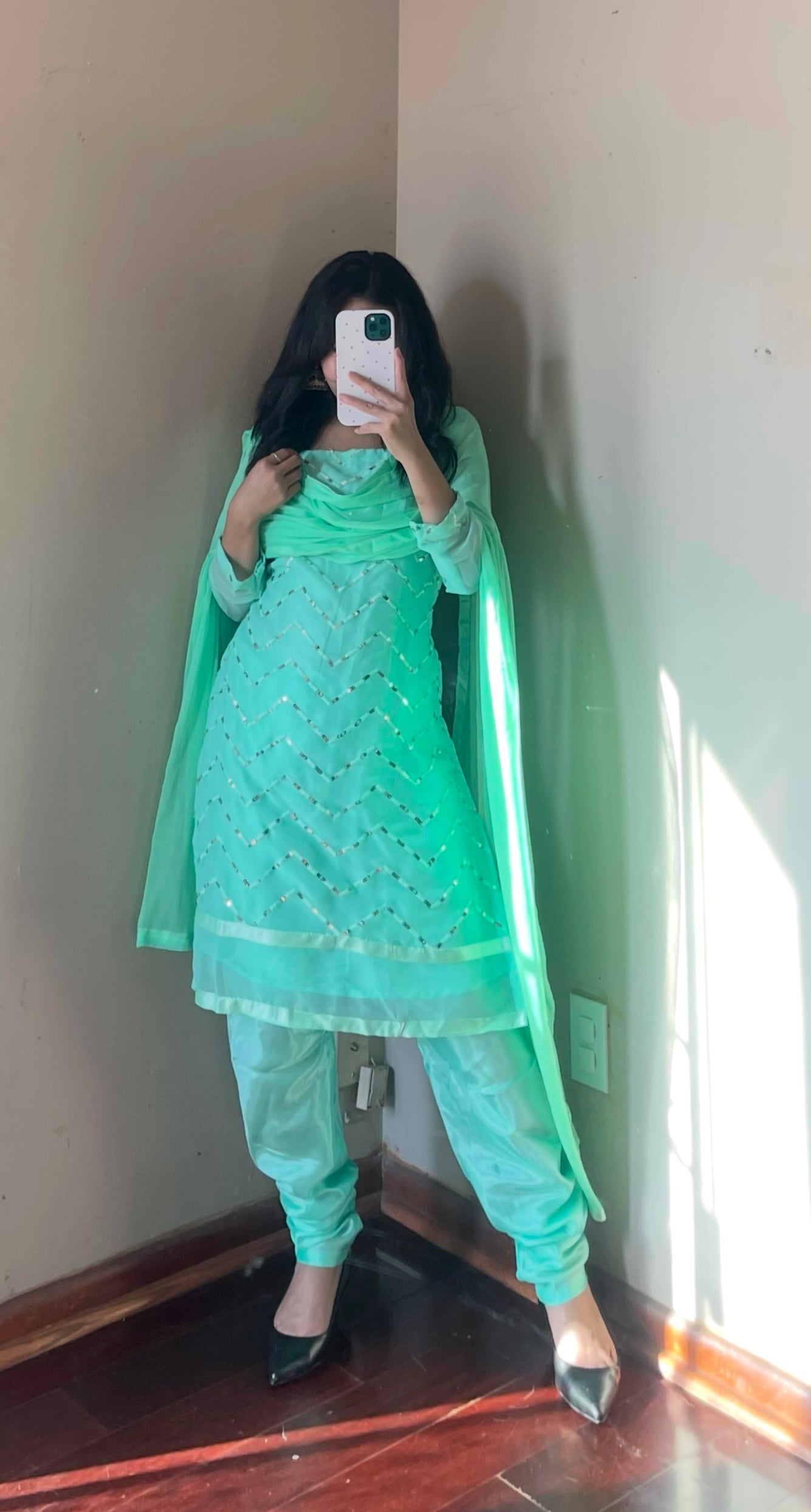 Kurta suit image 0