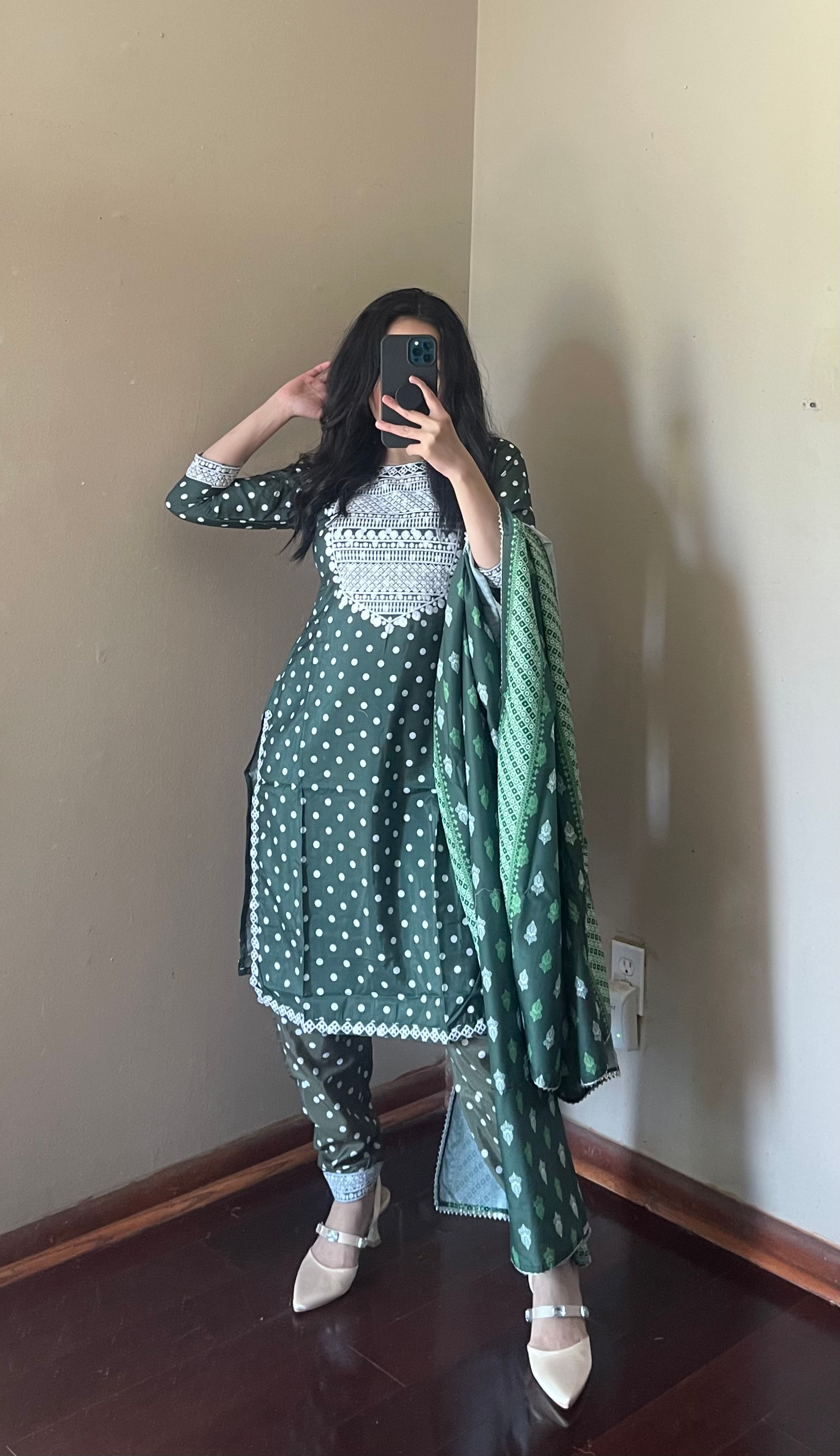 The Kurta Set image 1