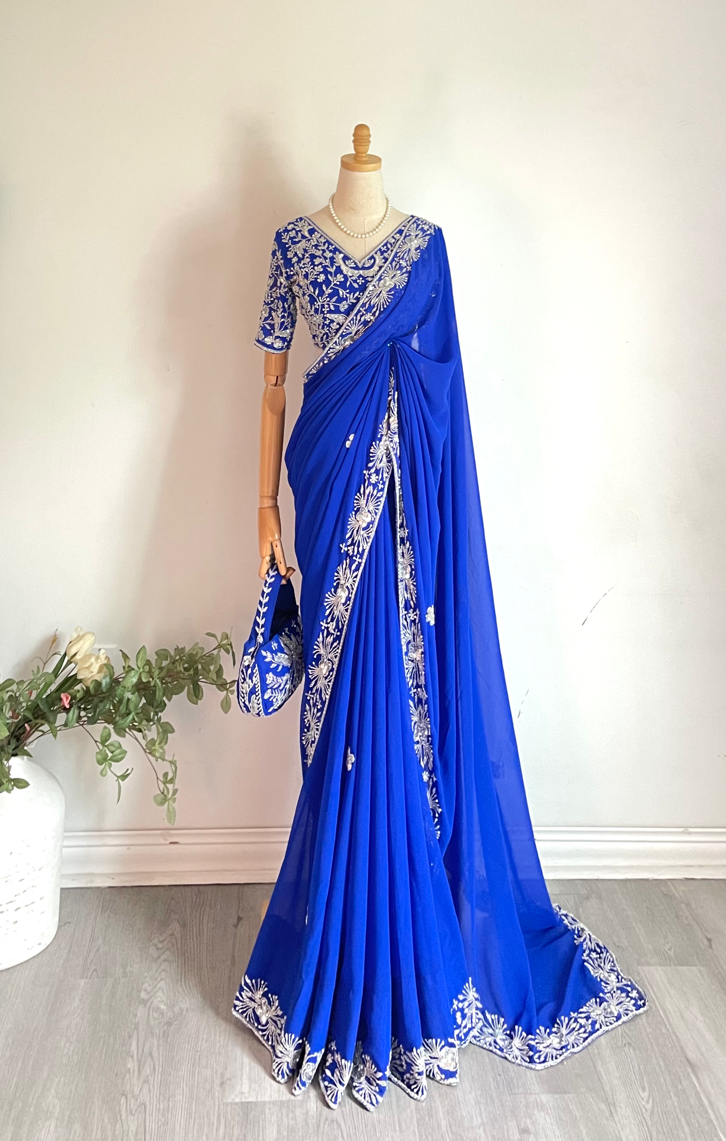 Heavy Handwork Saree Ser image 3