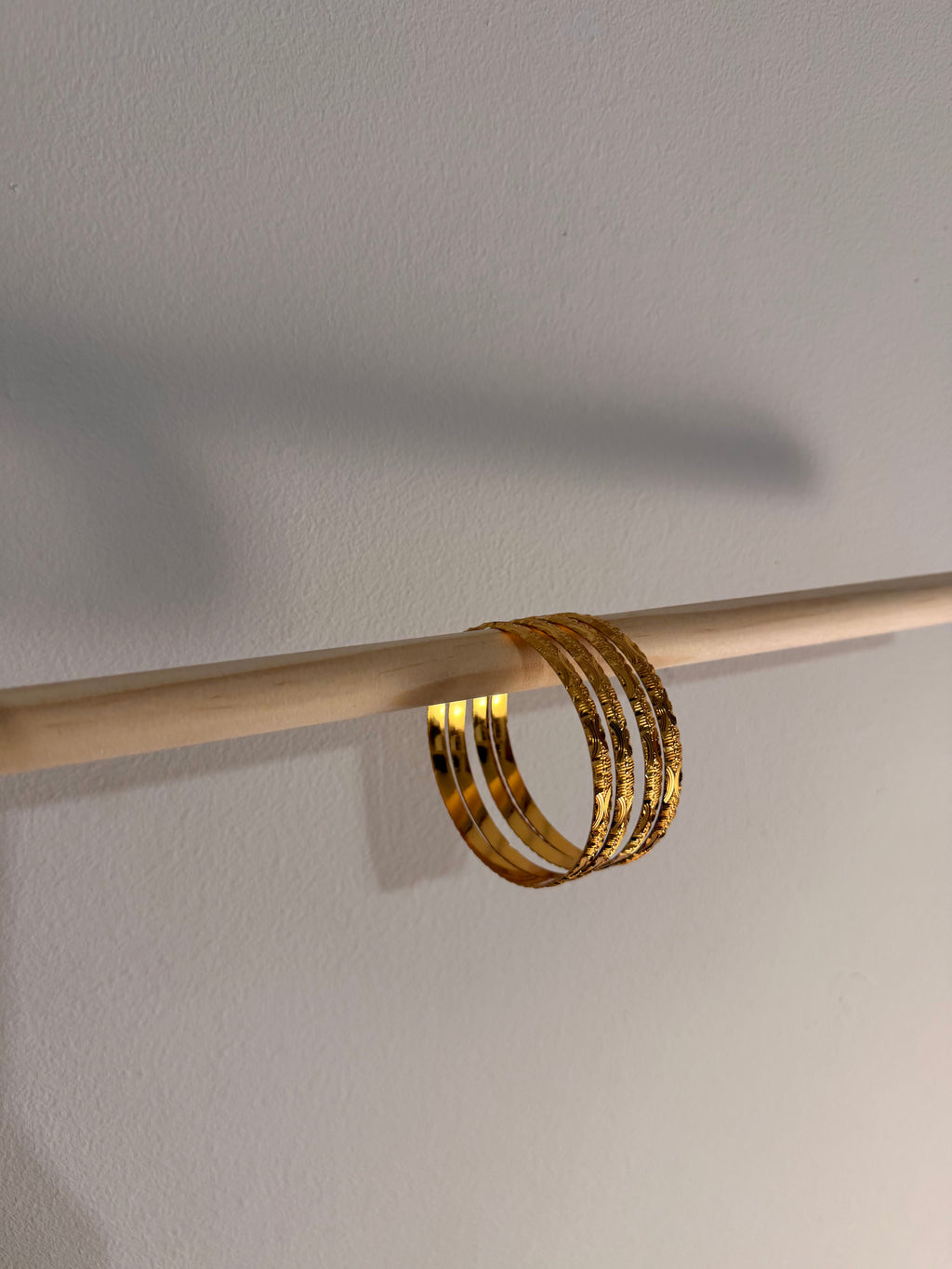 Cinerri Gold Plated Pack Of 4 Gold Plated Bangles