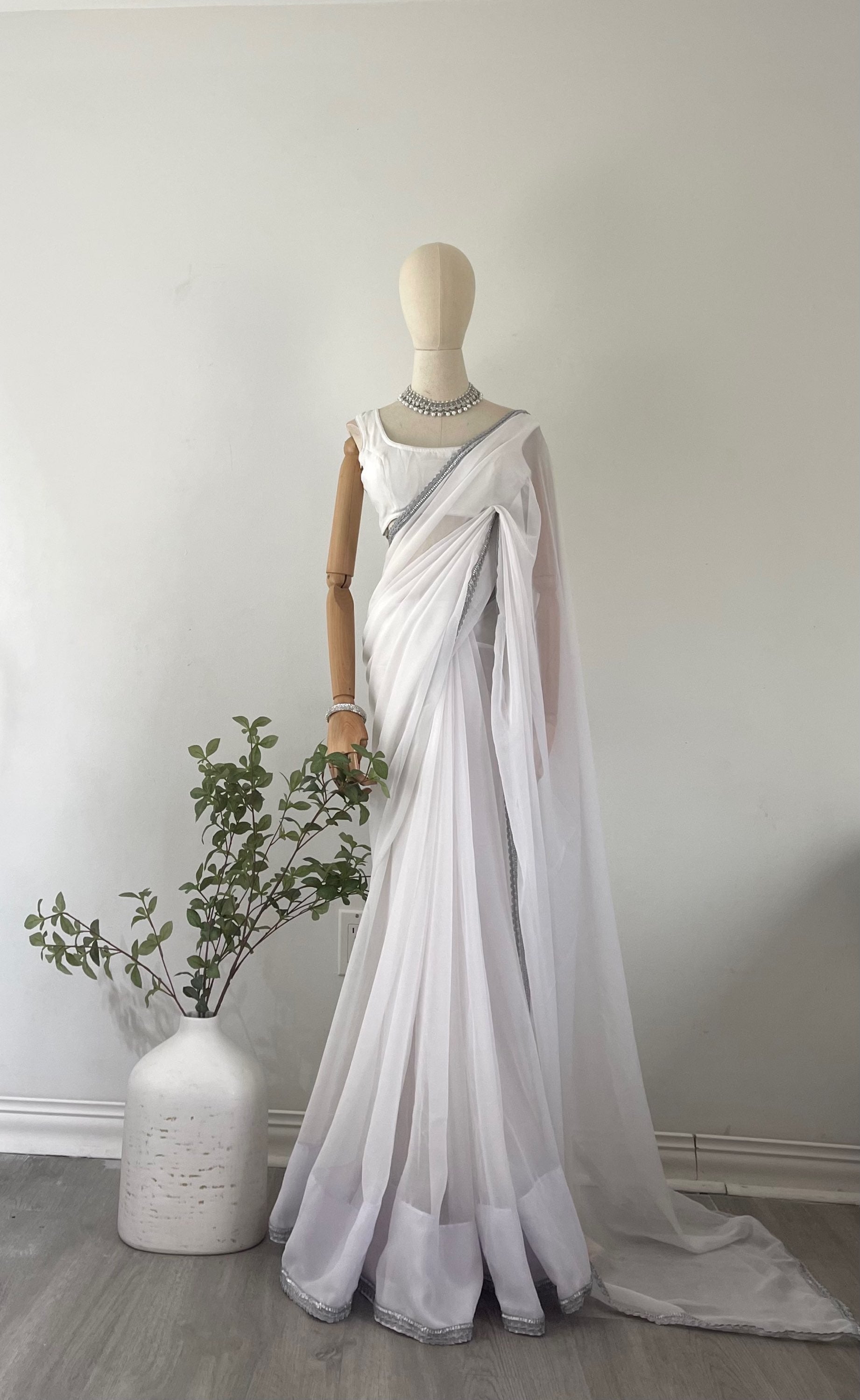The Saree Set image 3