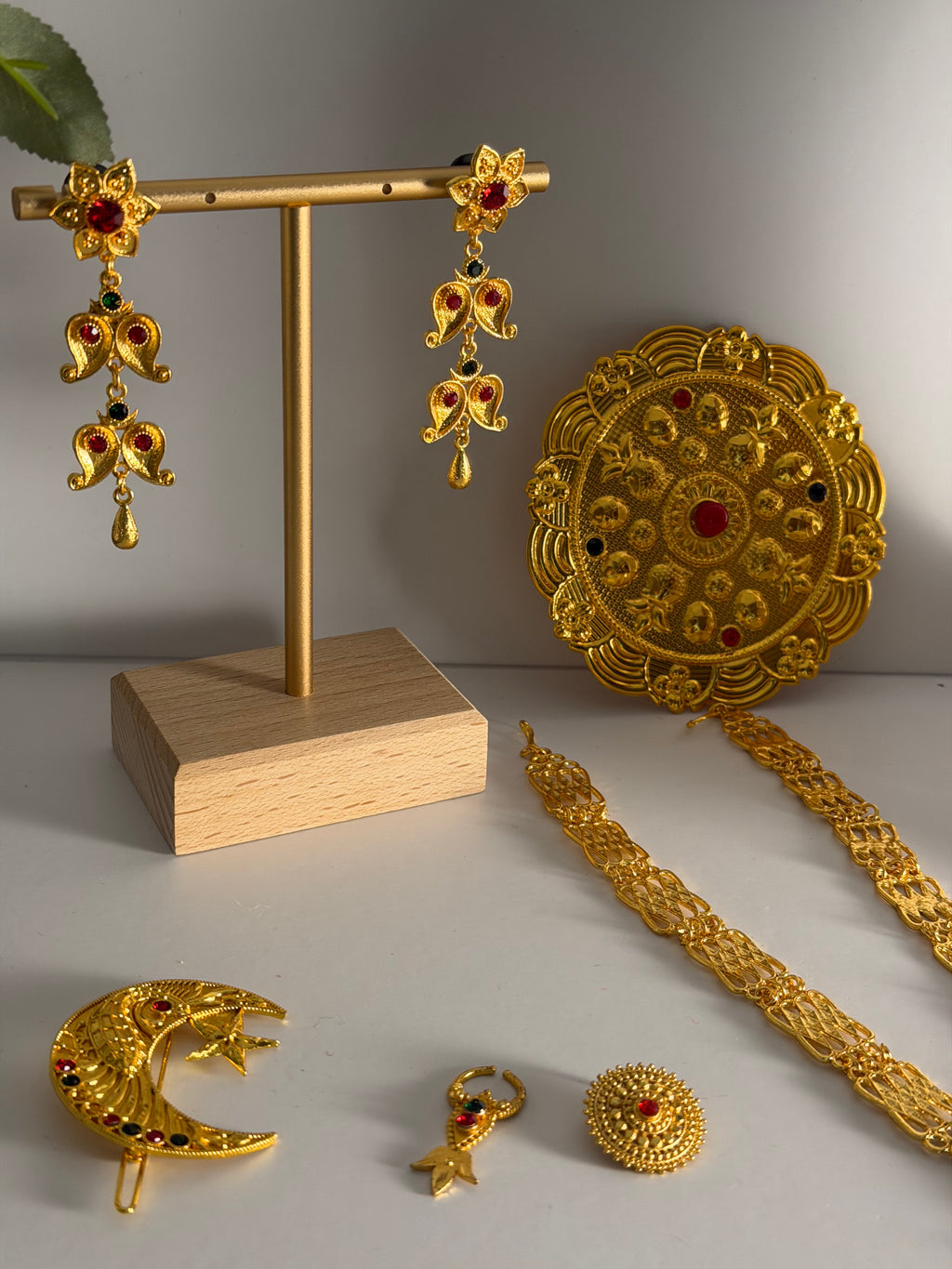 Traditional Jewelry Set