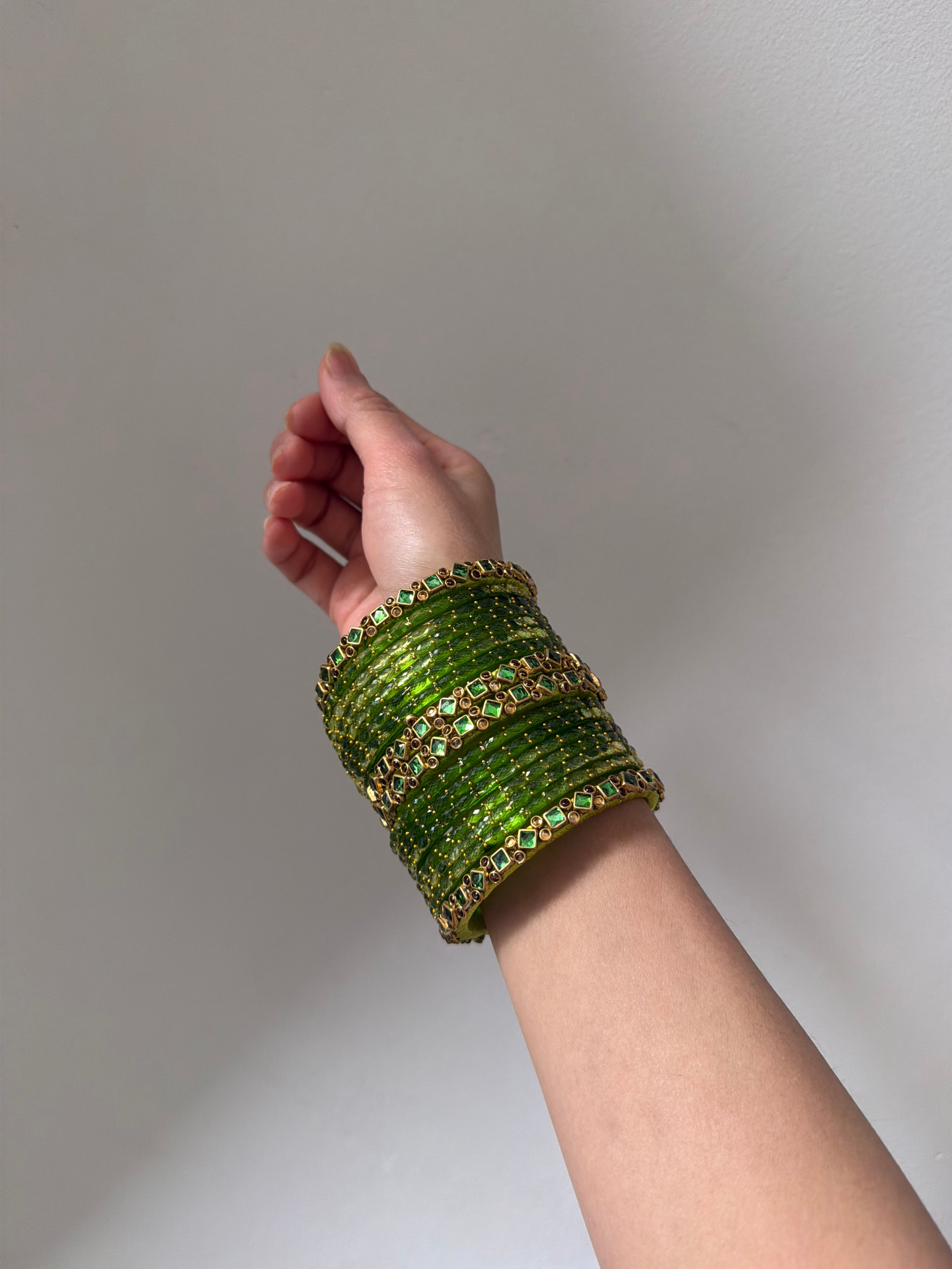 90s Raindrop Bangles Set