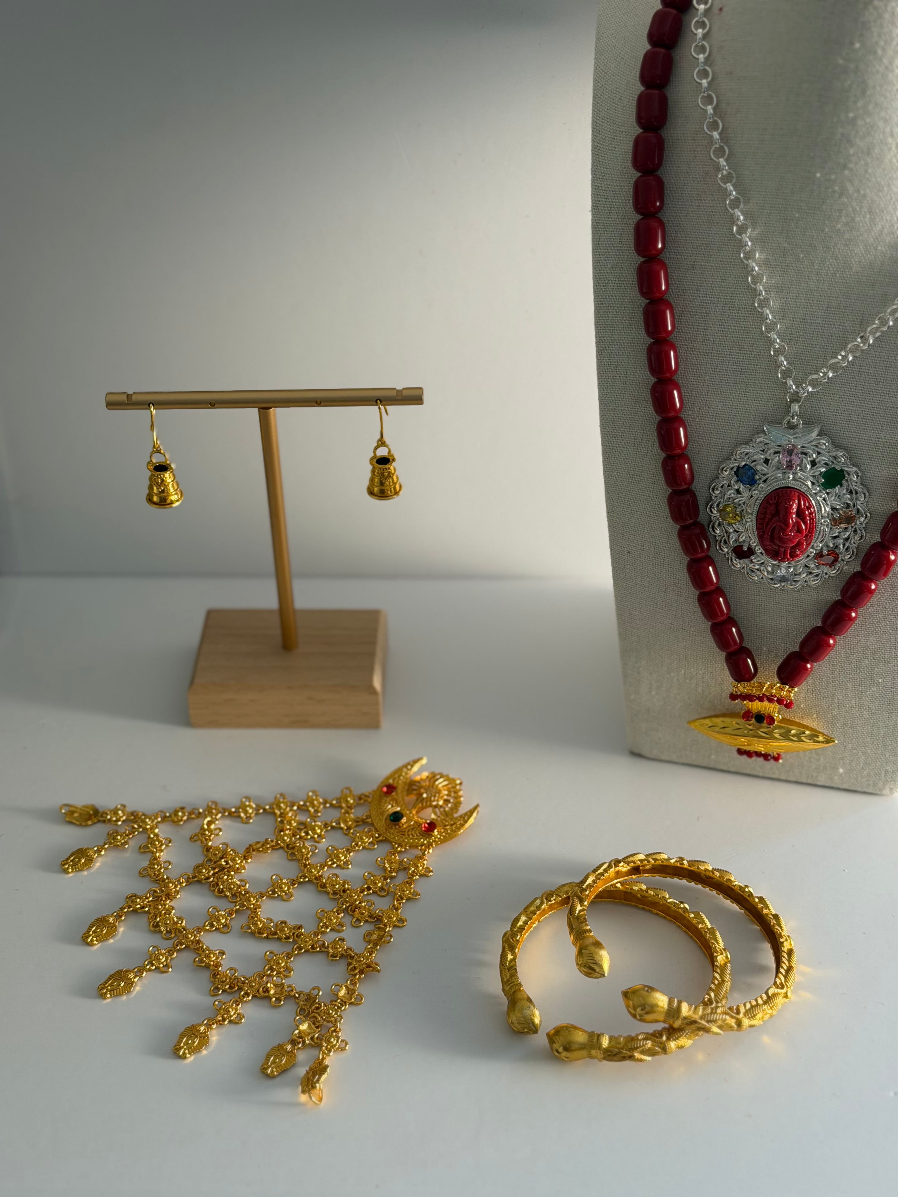 Traditional Jewelry Set