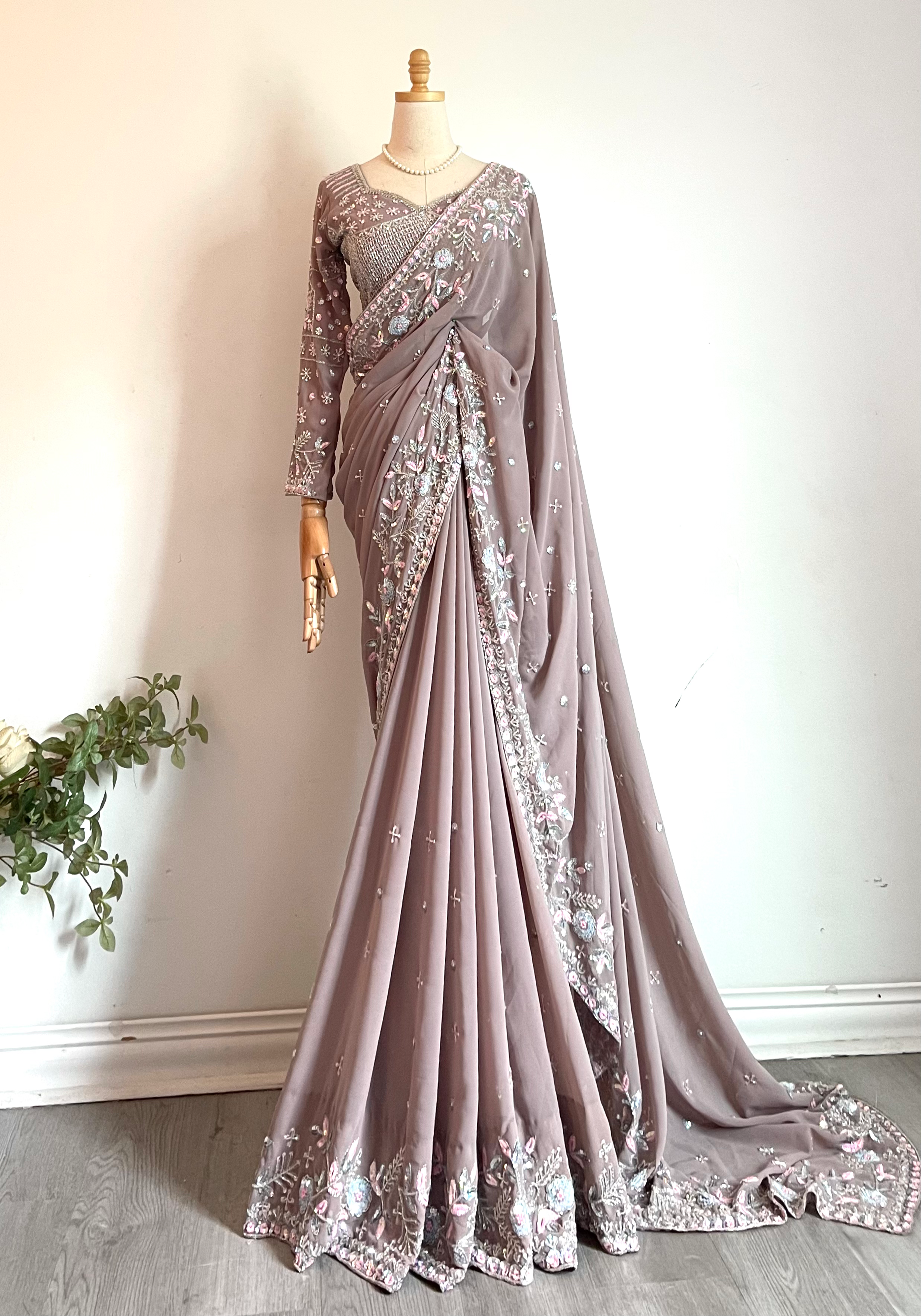 Heavy Handwork Saree set  image 4
