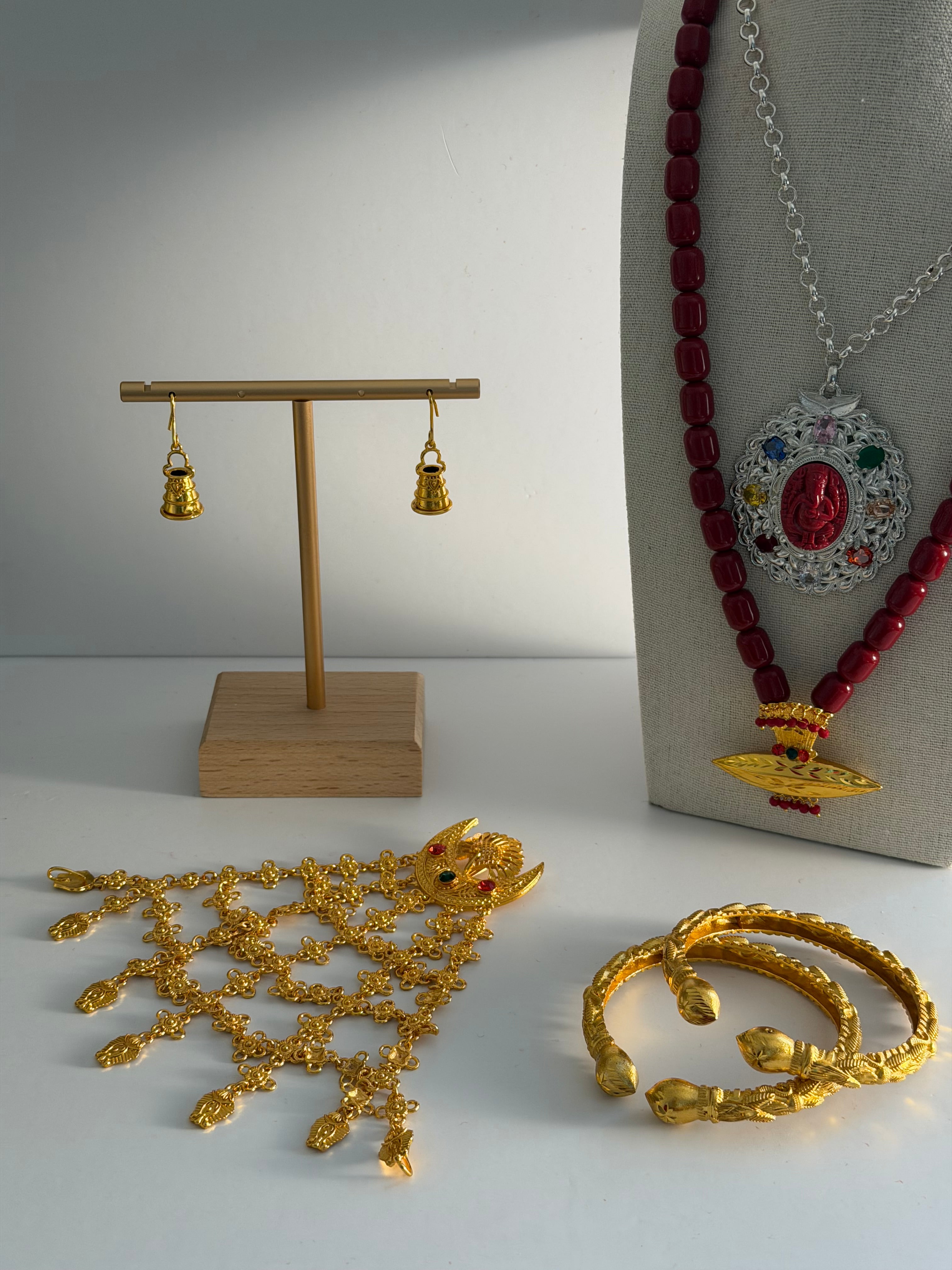 Traditional Jewelry Set