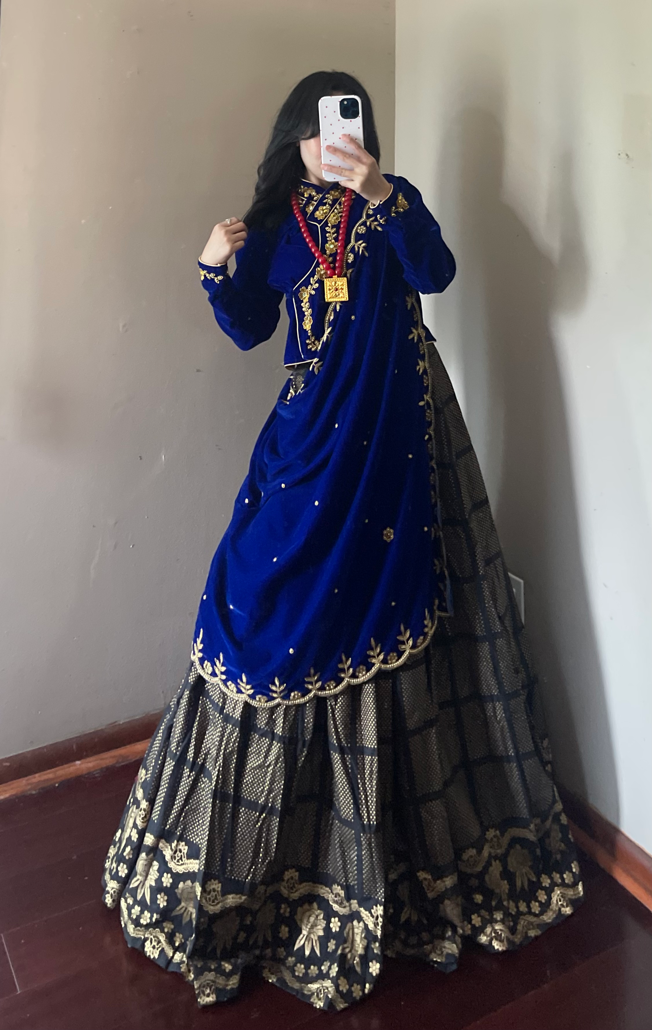 Traditional wear image 1