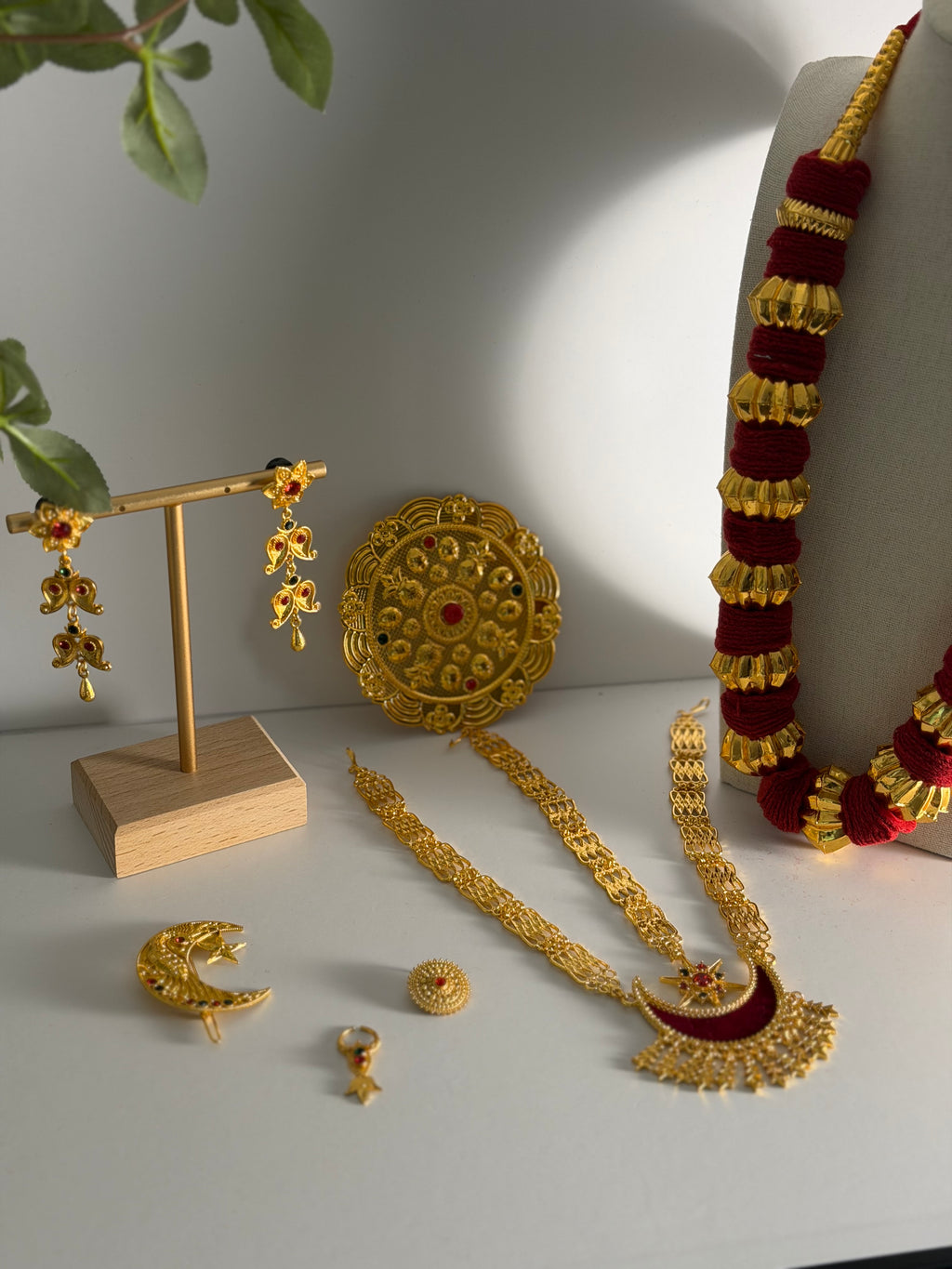 Traditional Jewelry Set