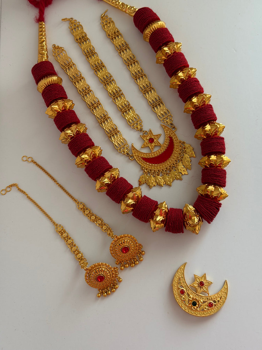 Traditional Jewelry Set