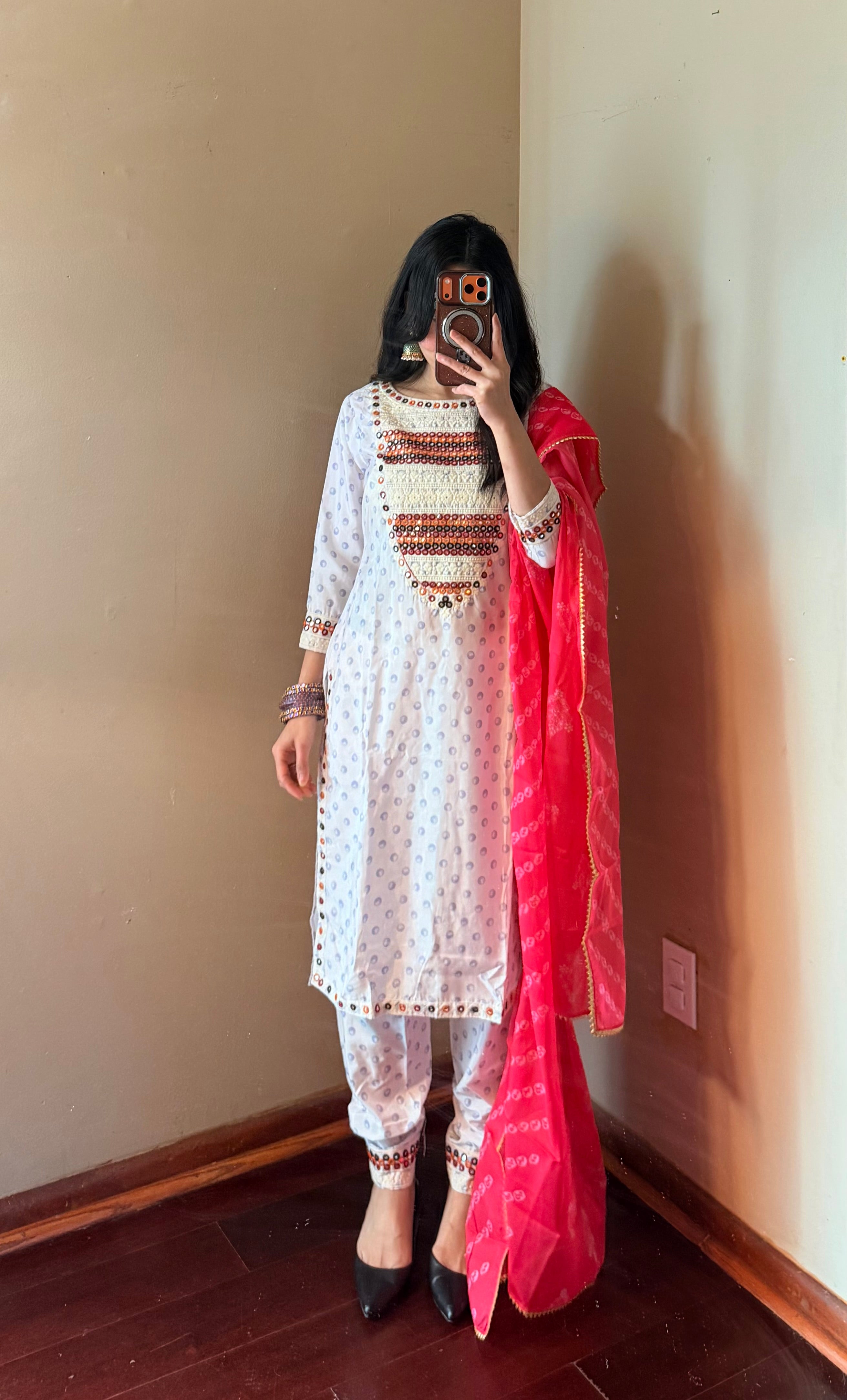 Kurta suit