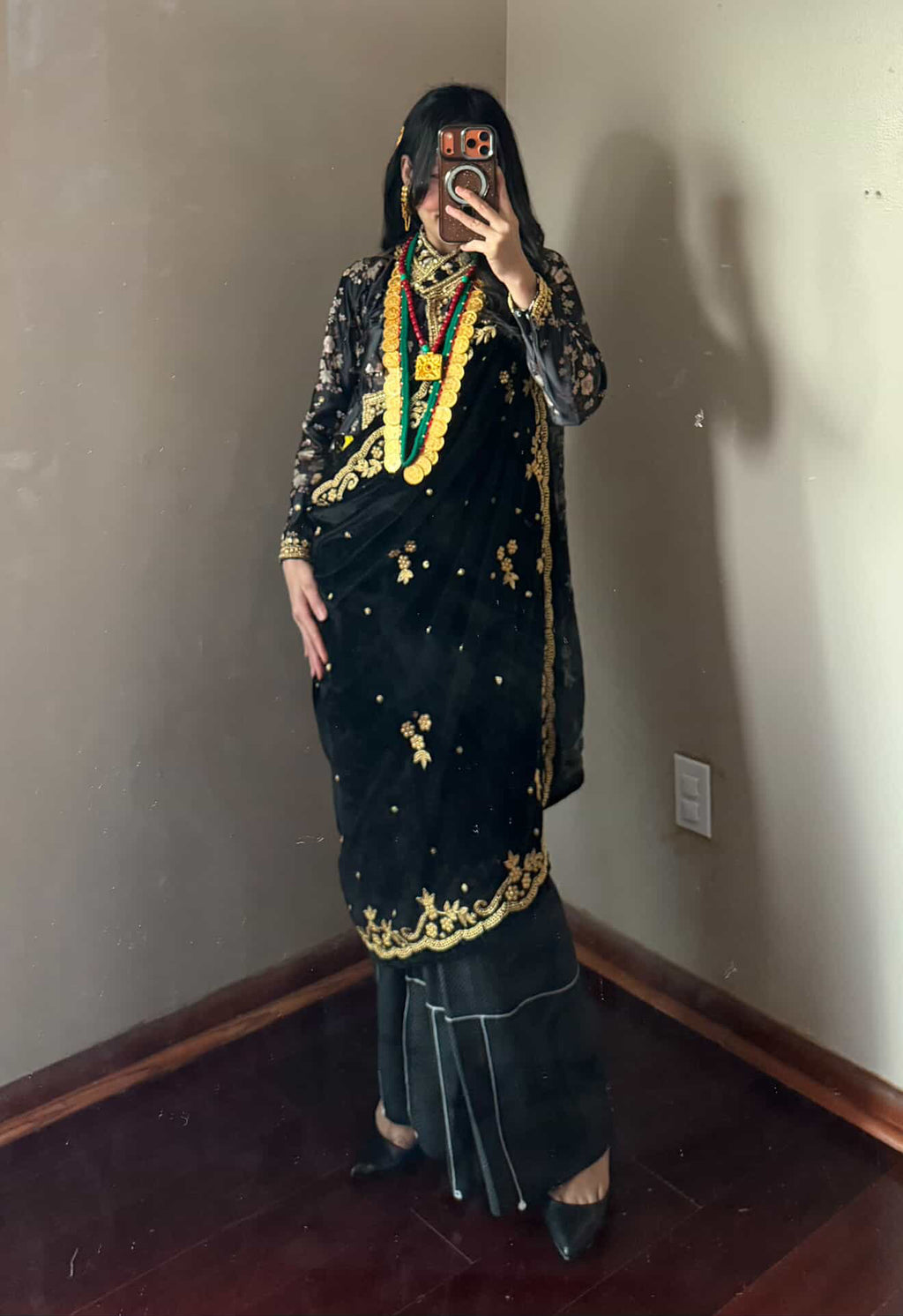 Traditional Gunu Choli Ser