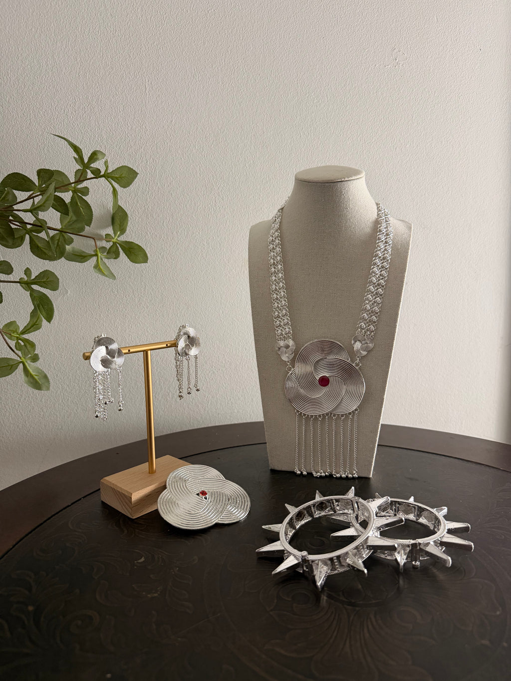 Traditional Silver Bunchat Ornament set