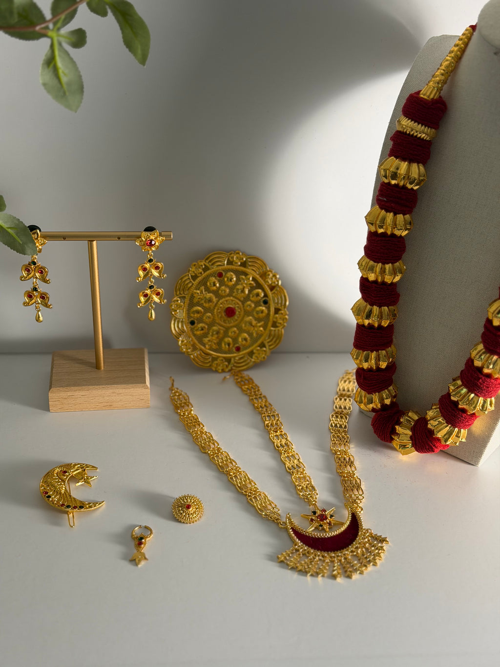 Traditional Jewelry Set
