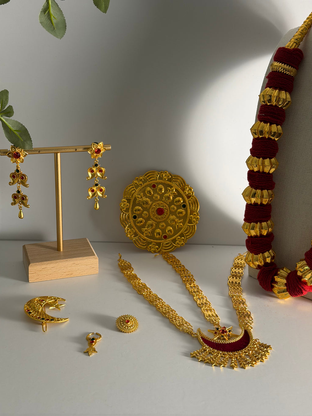 Traditional Jewelry Set