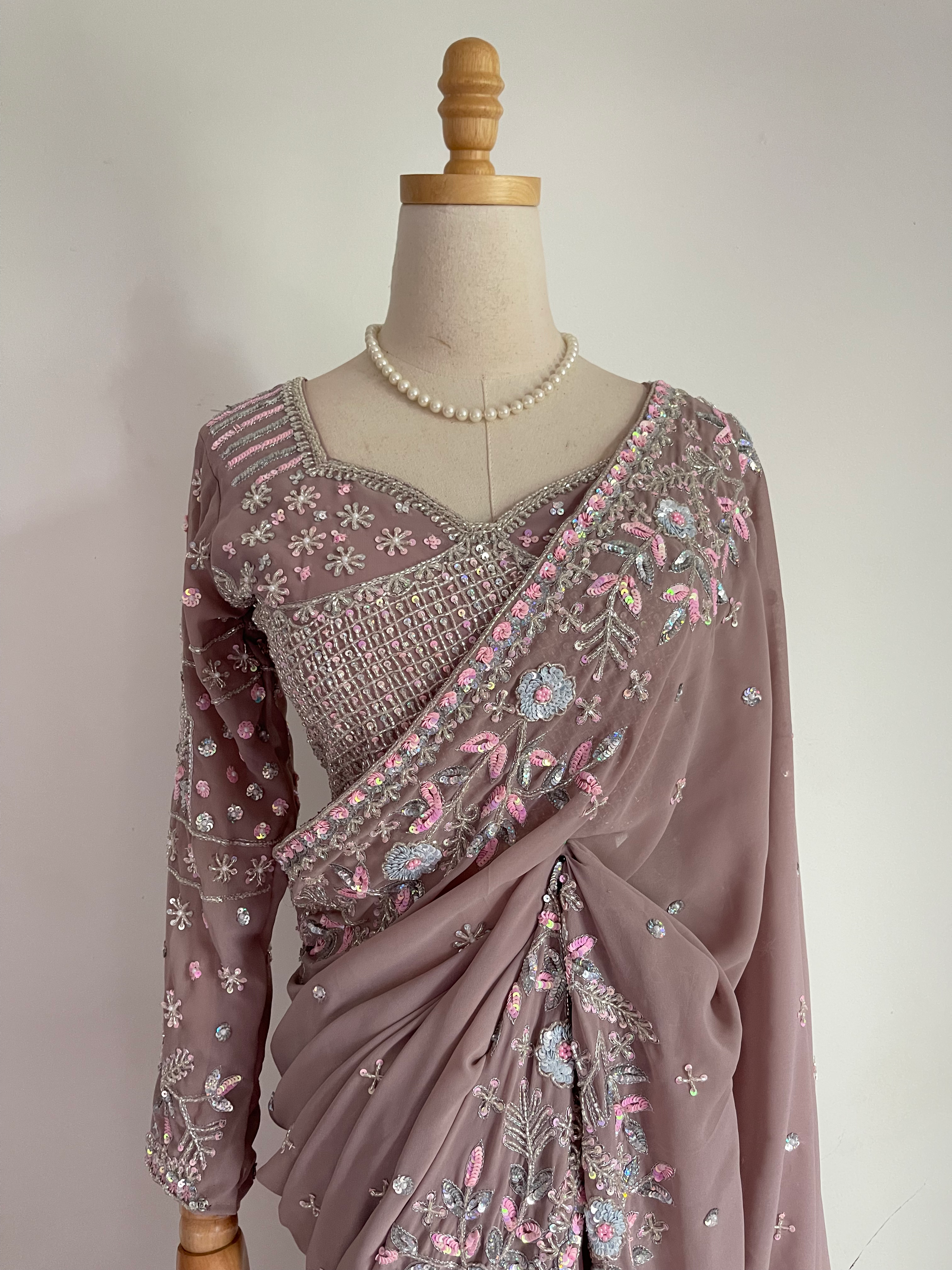 Heavy Handwork Saree set  image 3