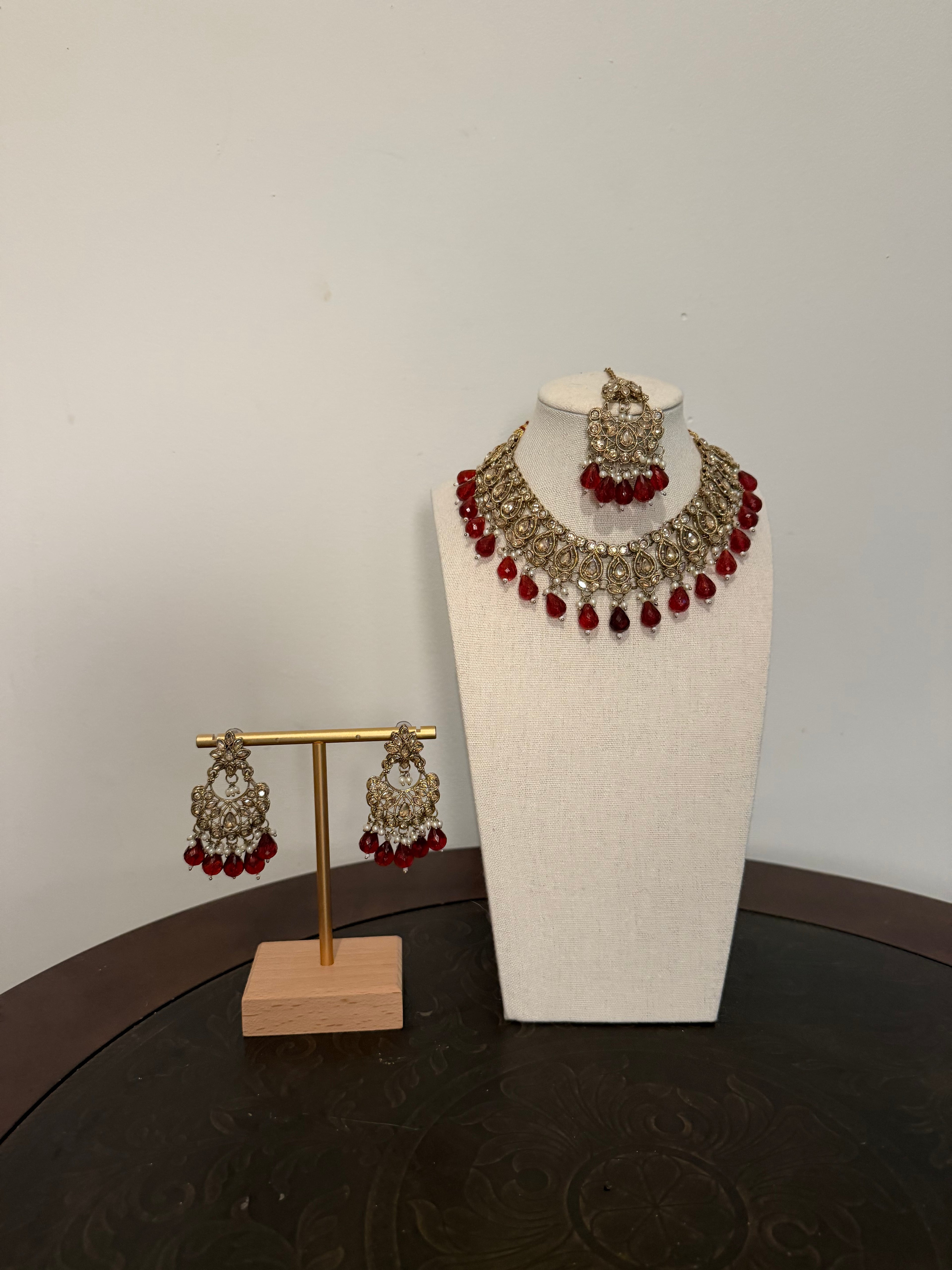 Necklace Set