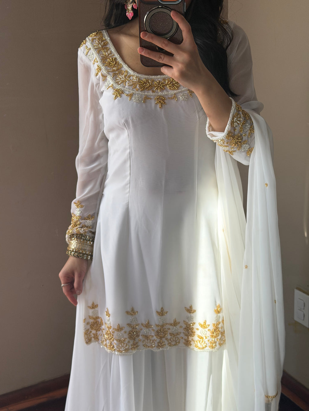 Heavy Handwork Sarara Suit