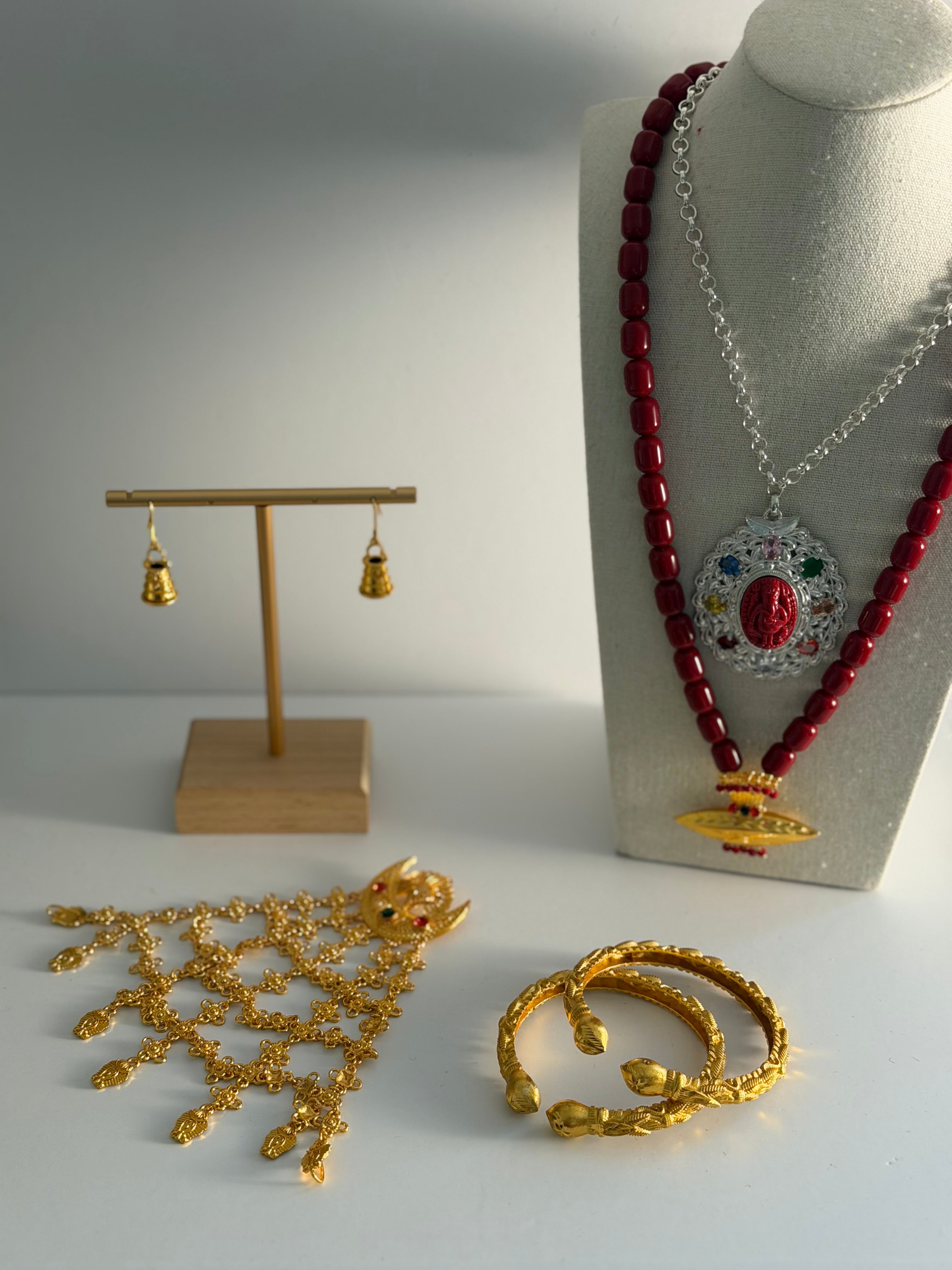 Traditional Jewelry Set