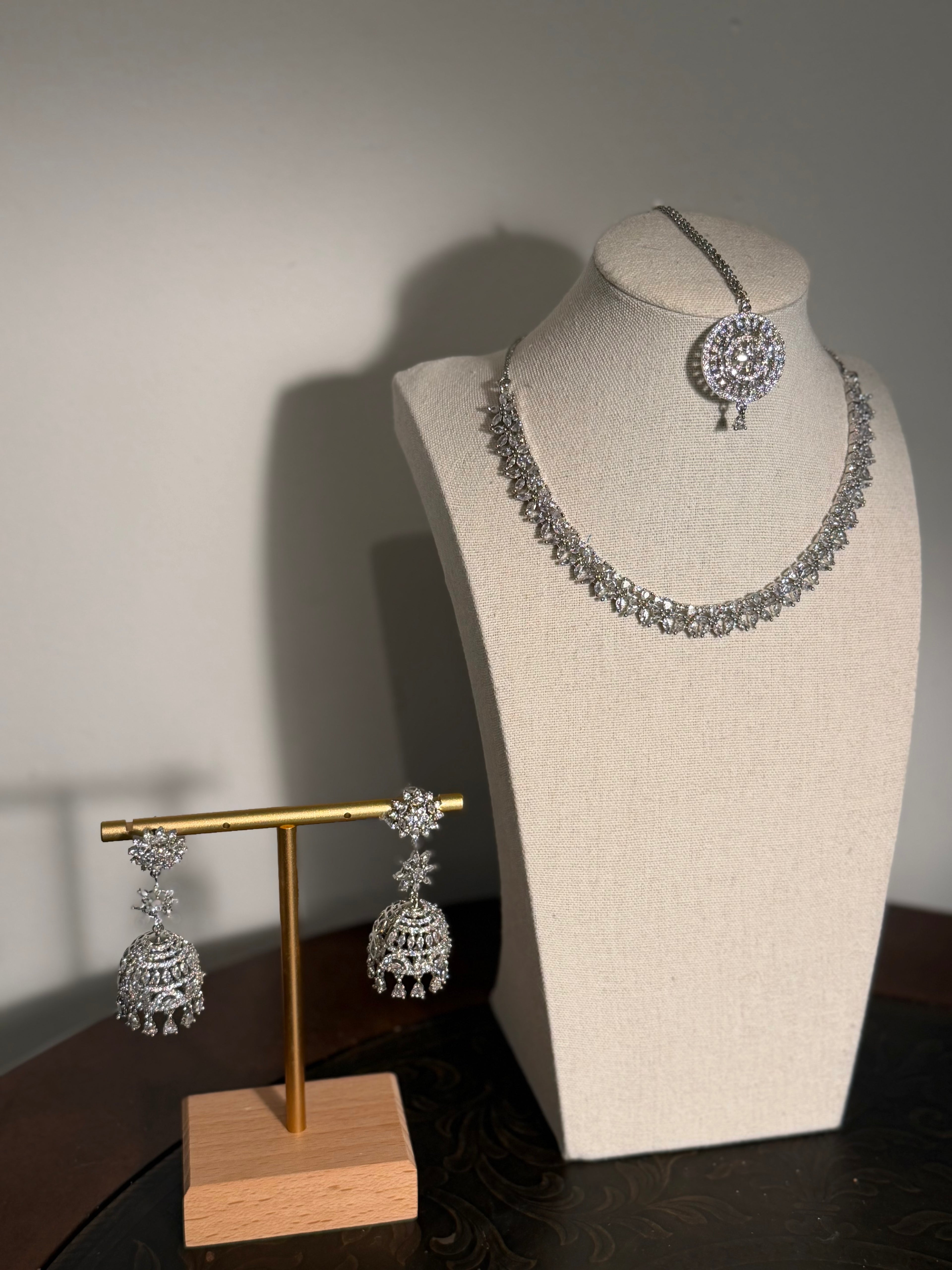 AD Necklace Set