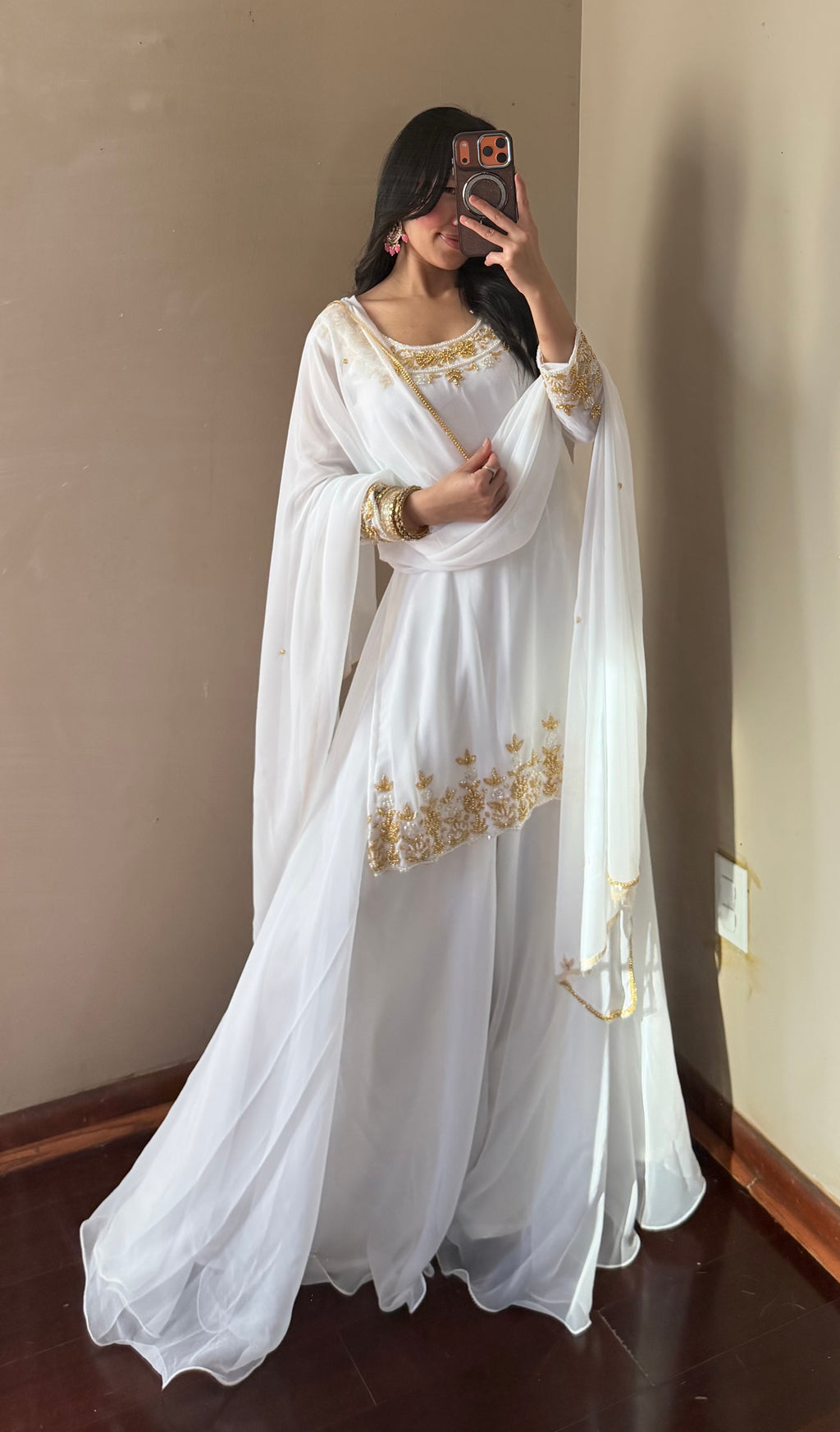 Heavy Handwork Sarara Suit