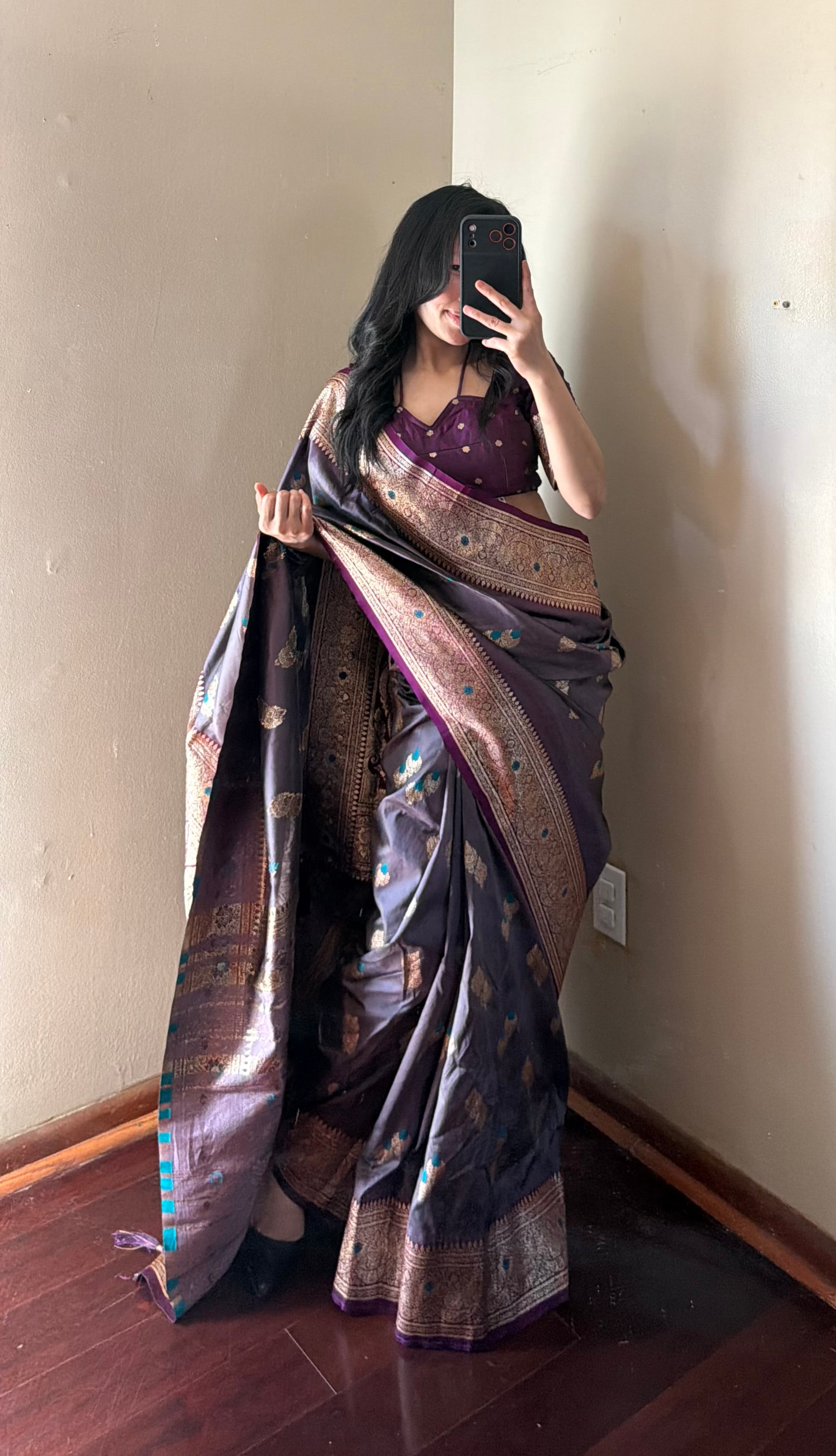 Dola silk Saree Set