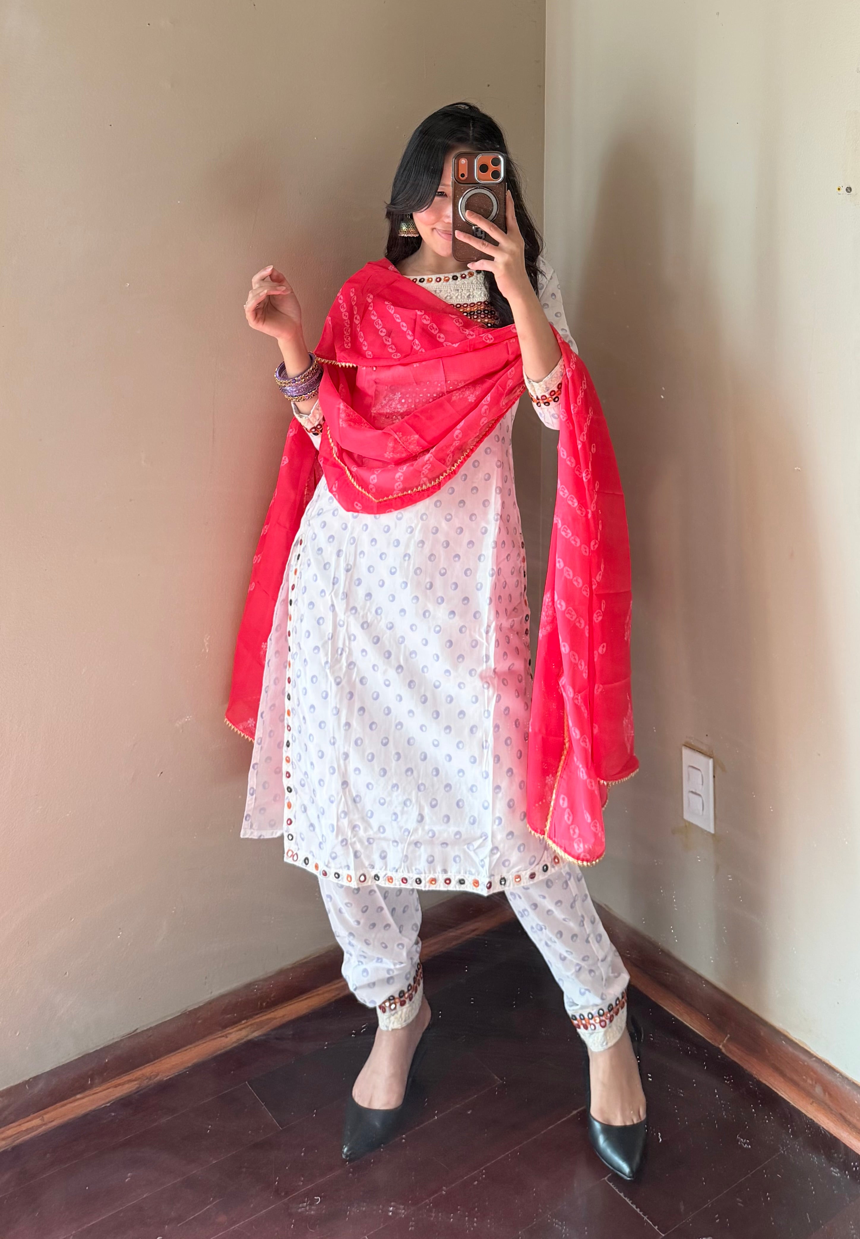 Kurta suit