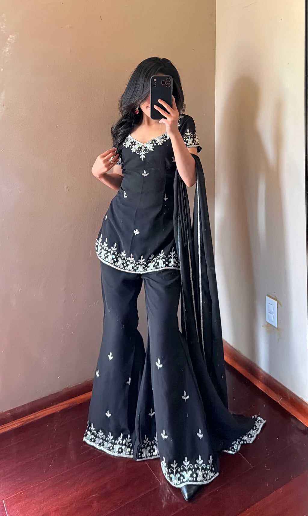 90ns Heavy Handwork Kurta suit