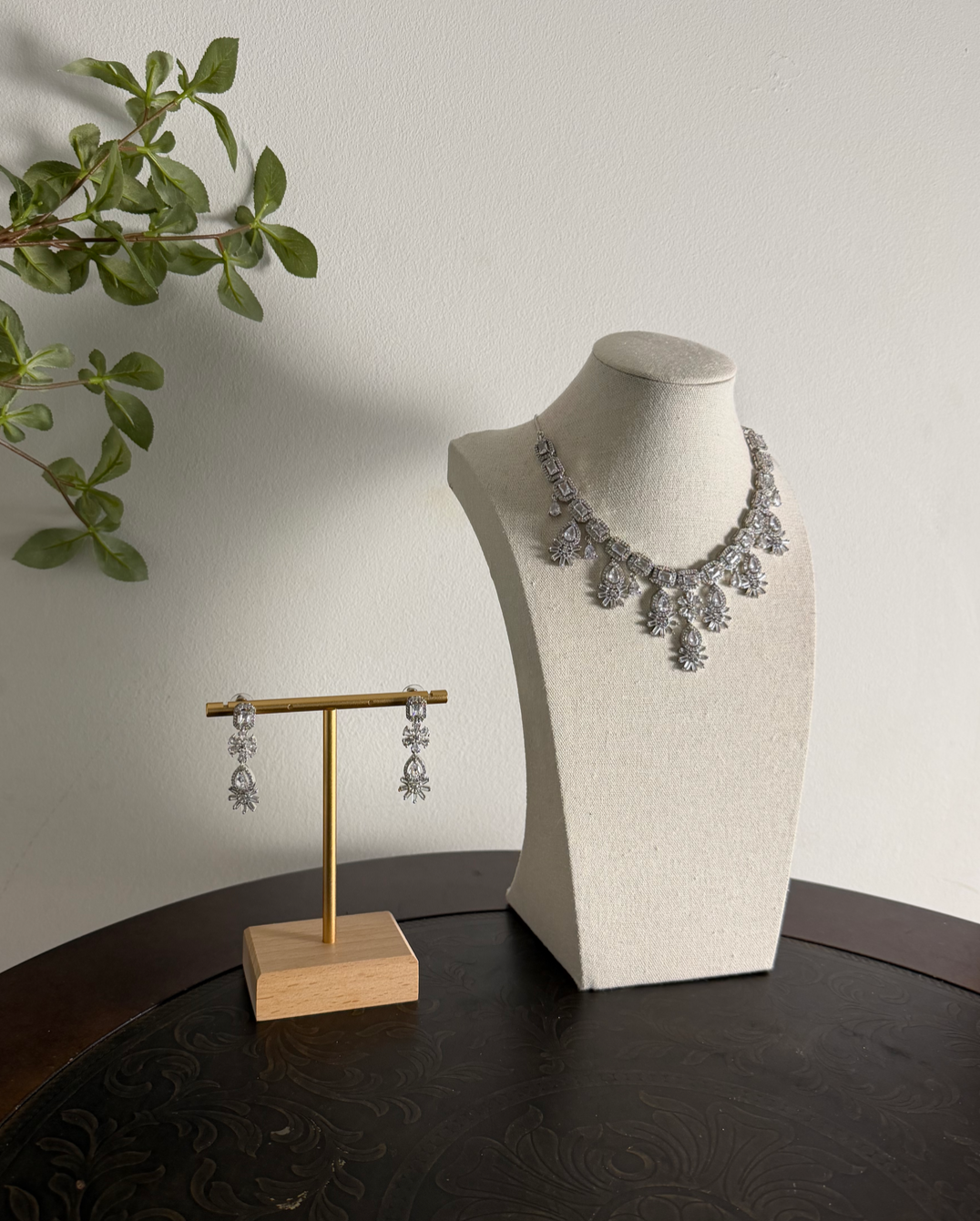 AD Necklace Set