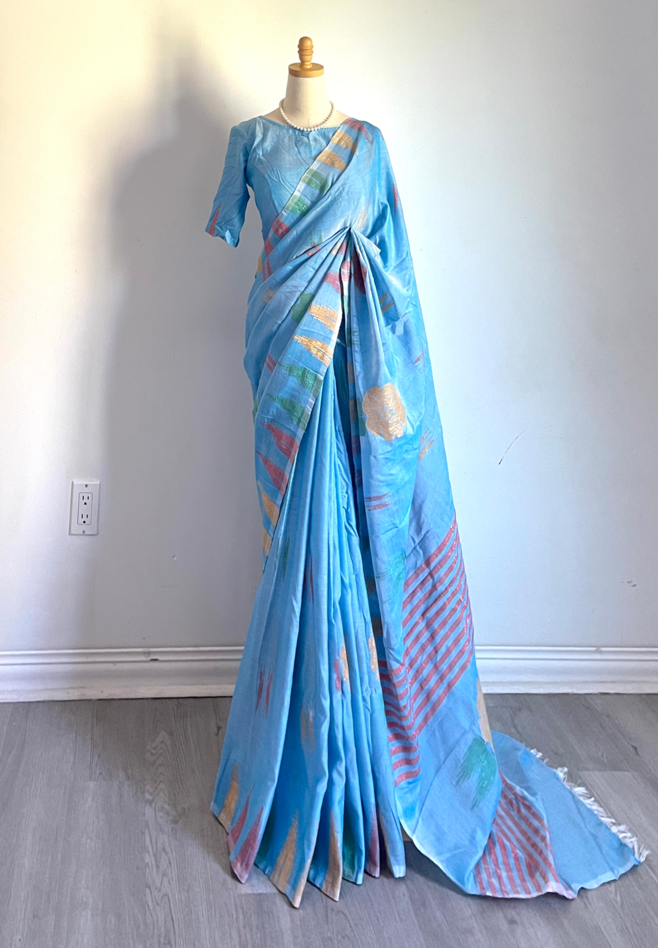 Dhaka Saree Srt