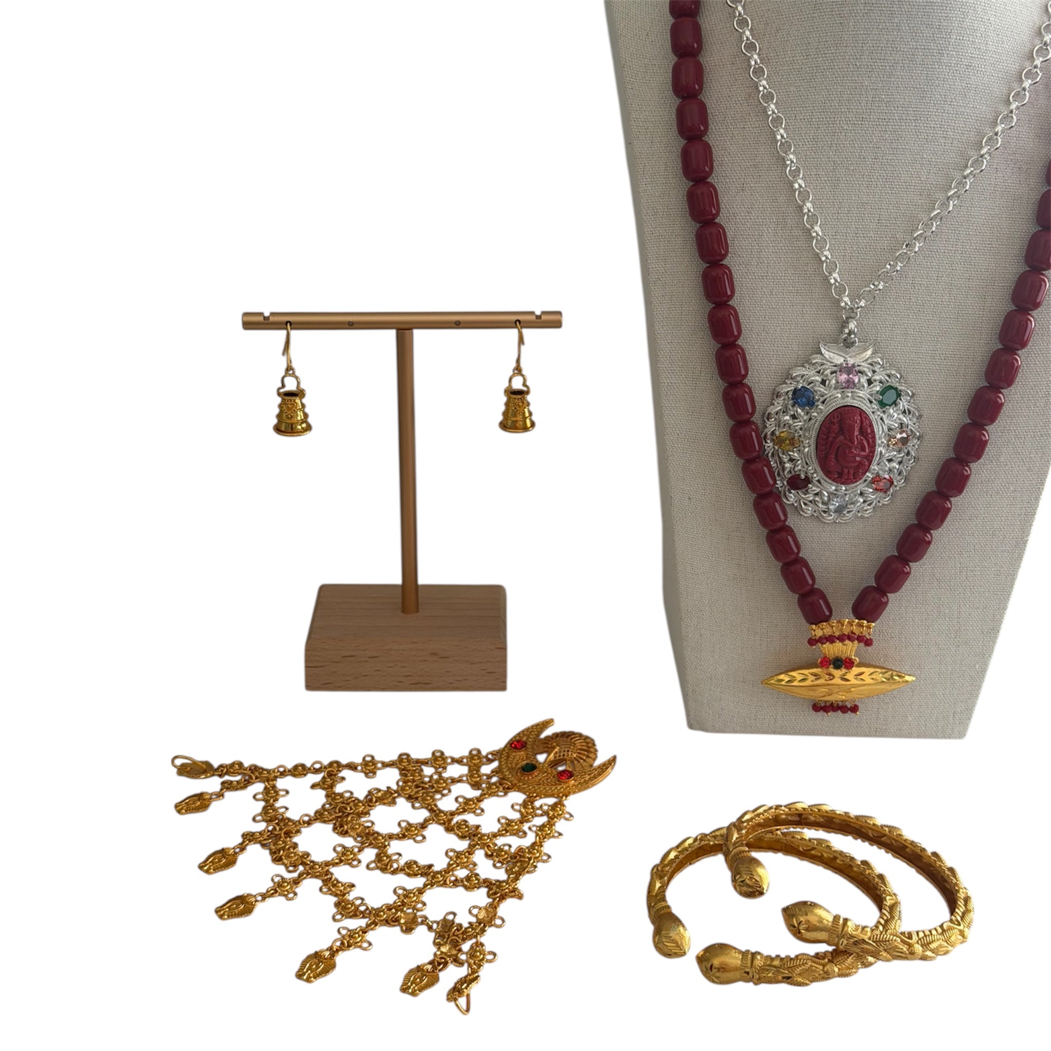 Traditional Jewelry Set