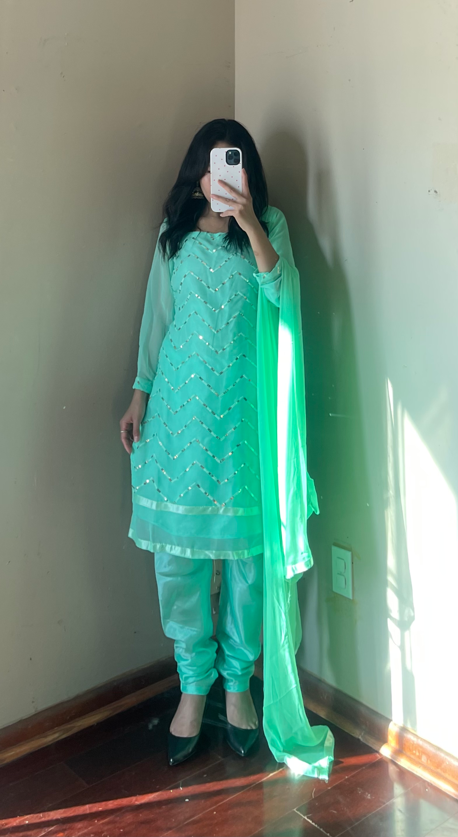 Kurta suit image 1