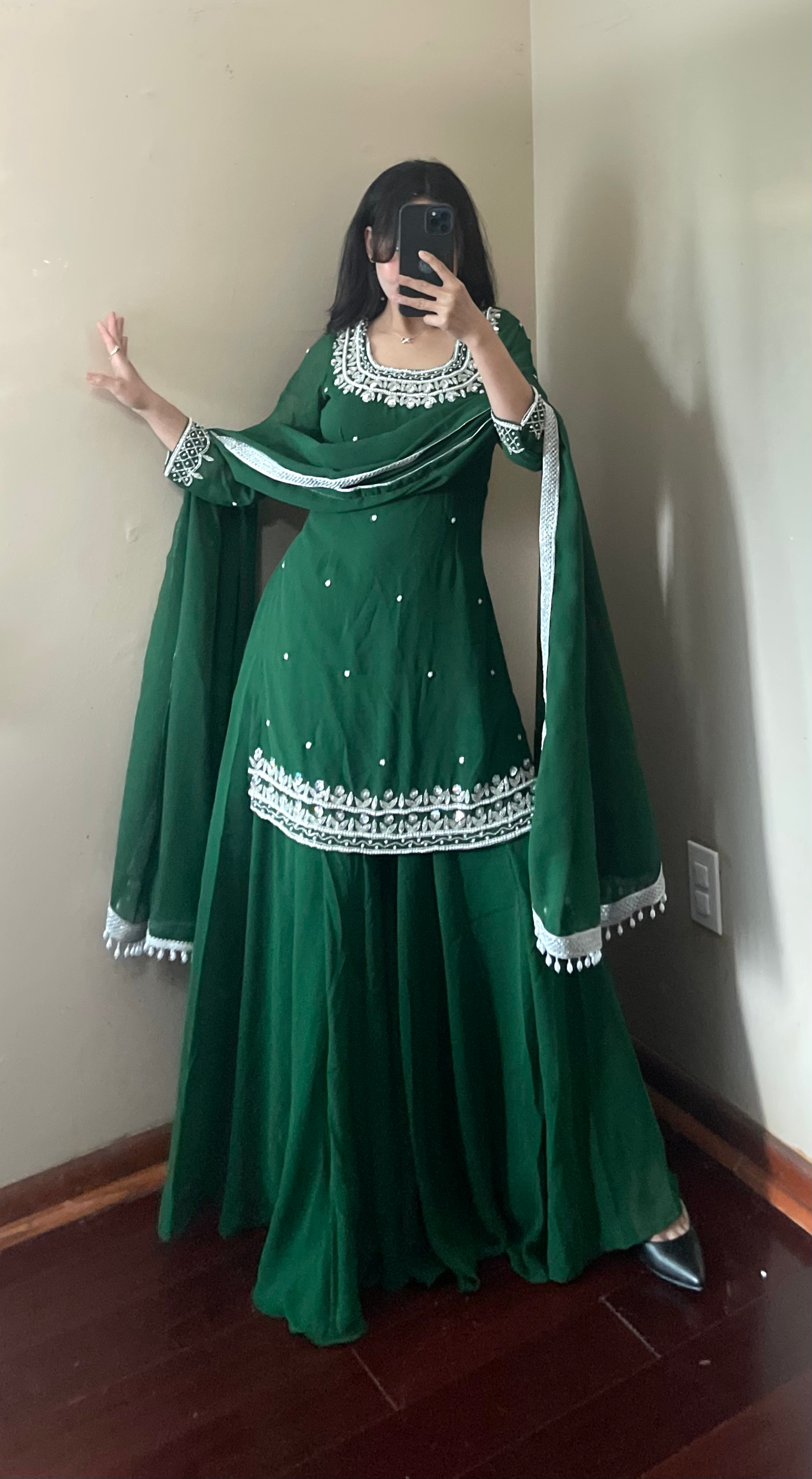 Heavy Handwork Kurta Set image 2