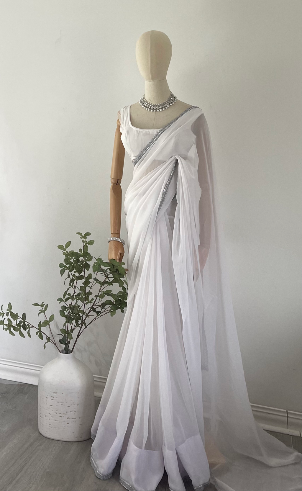 The Saree Set image 1