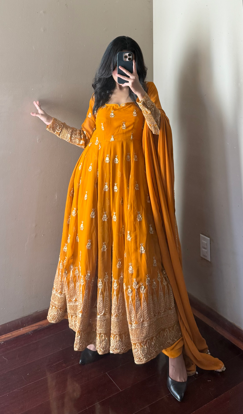 Anarkali suit  image 4