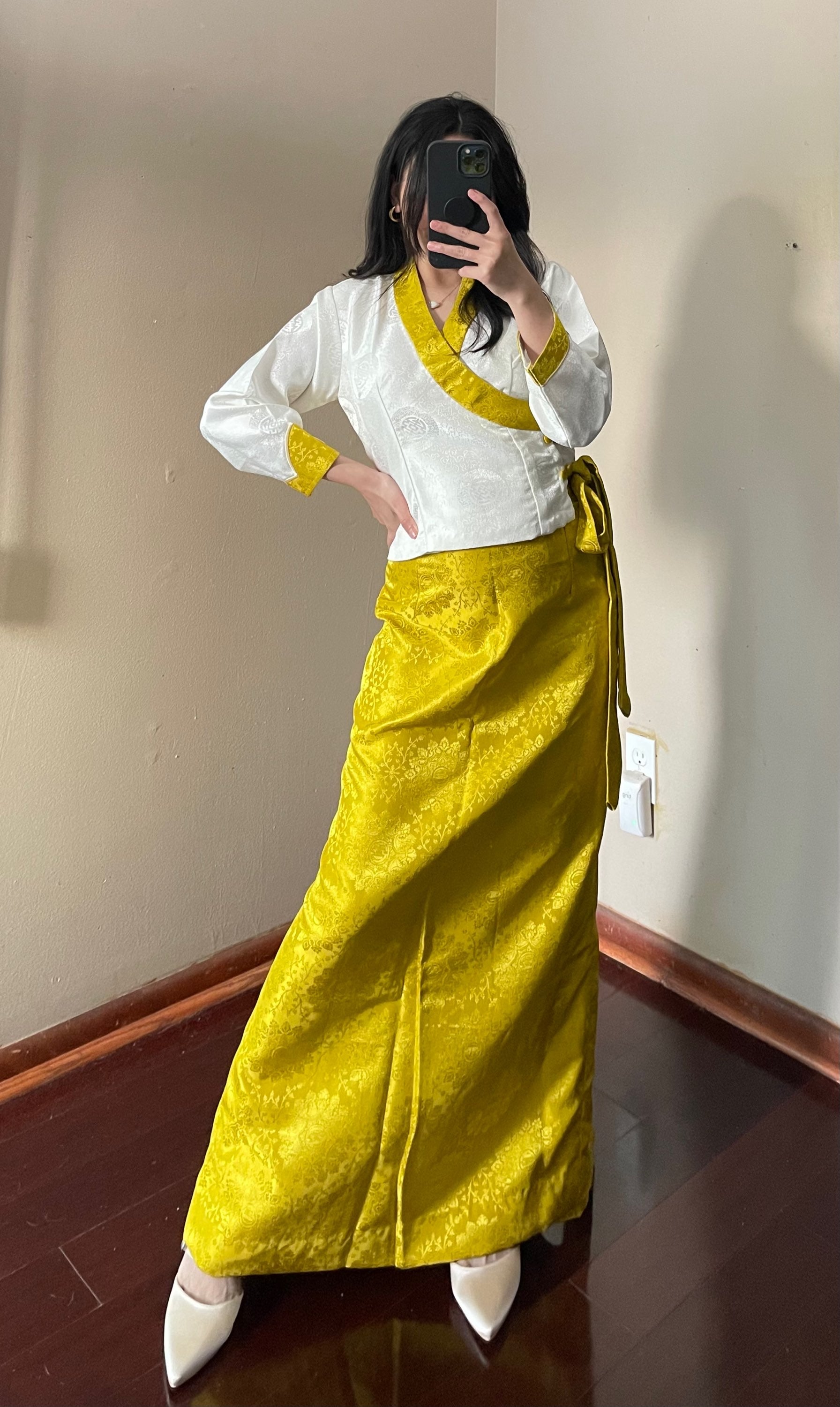 The Two Piece Chuppa image 1