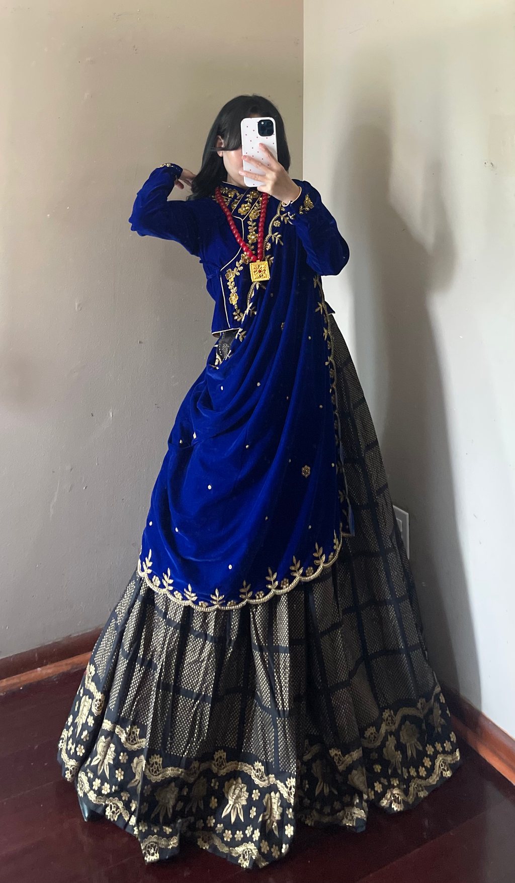 Traditional wear image 0