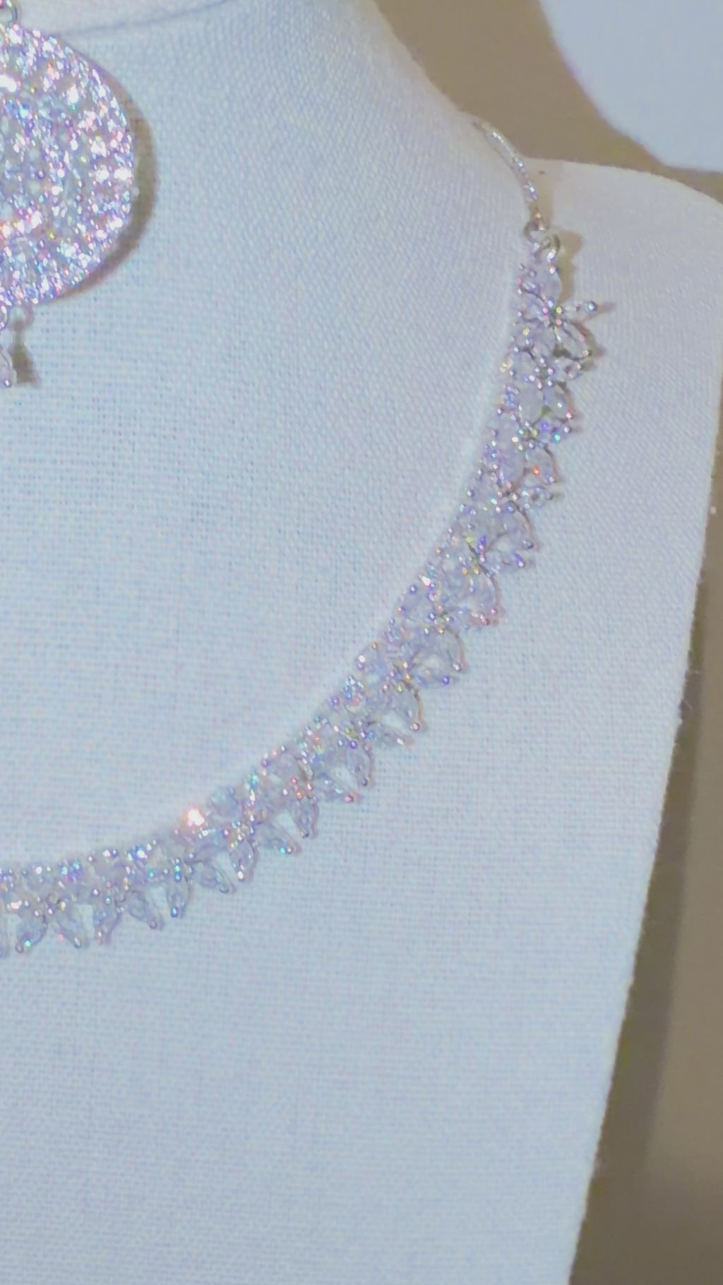 AD Necklace Set