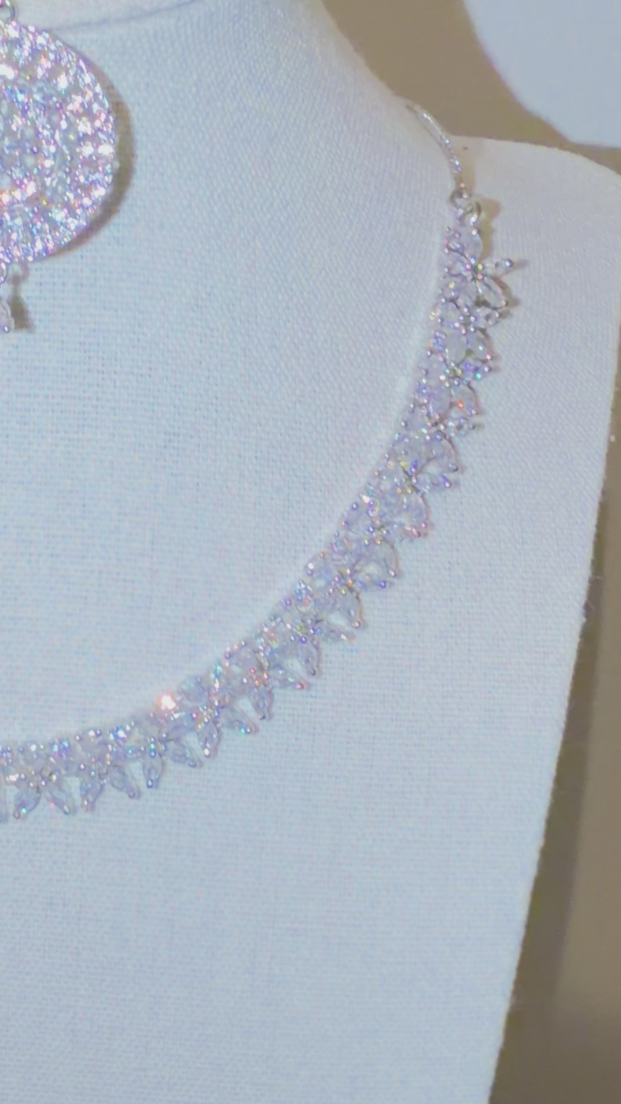 AD Necklace Set